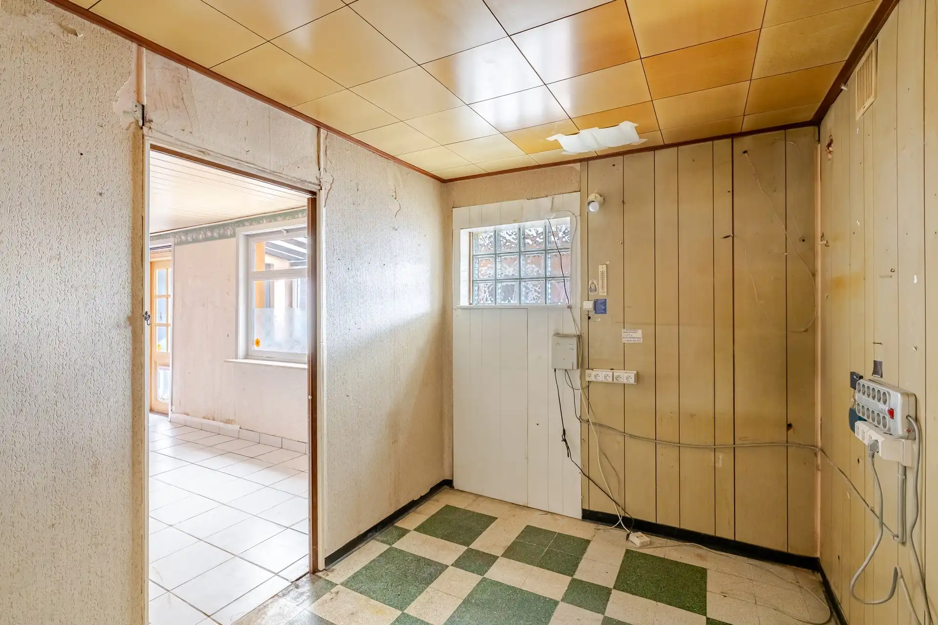 Gunstig gelegen op te frissen woning te Lede foto 11