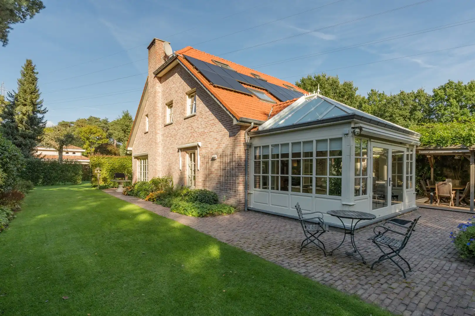 Charmante & sfeervolle, instapklare, energiecorrecte (EPC B) villa-landhuis met 6 slaapkamers, 3 badkamers, bureau én dubbele garage. foto 65
