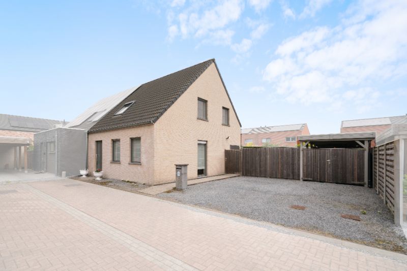 ()=>{if(producerUpdateValueVersion(node),producerAccessed(node),node.value===ERRORED)throw node.error;return node.value} Korte Zandstraat 6 - 9810 Nazareth-De Pinte