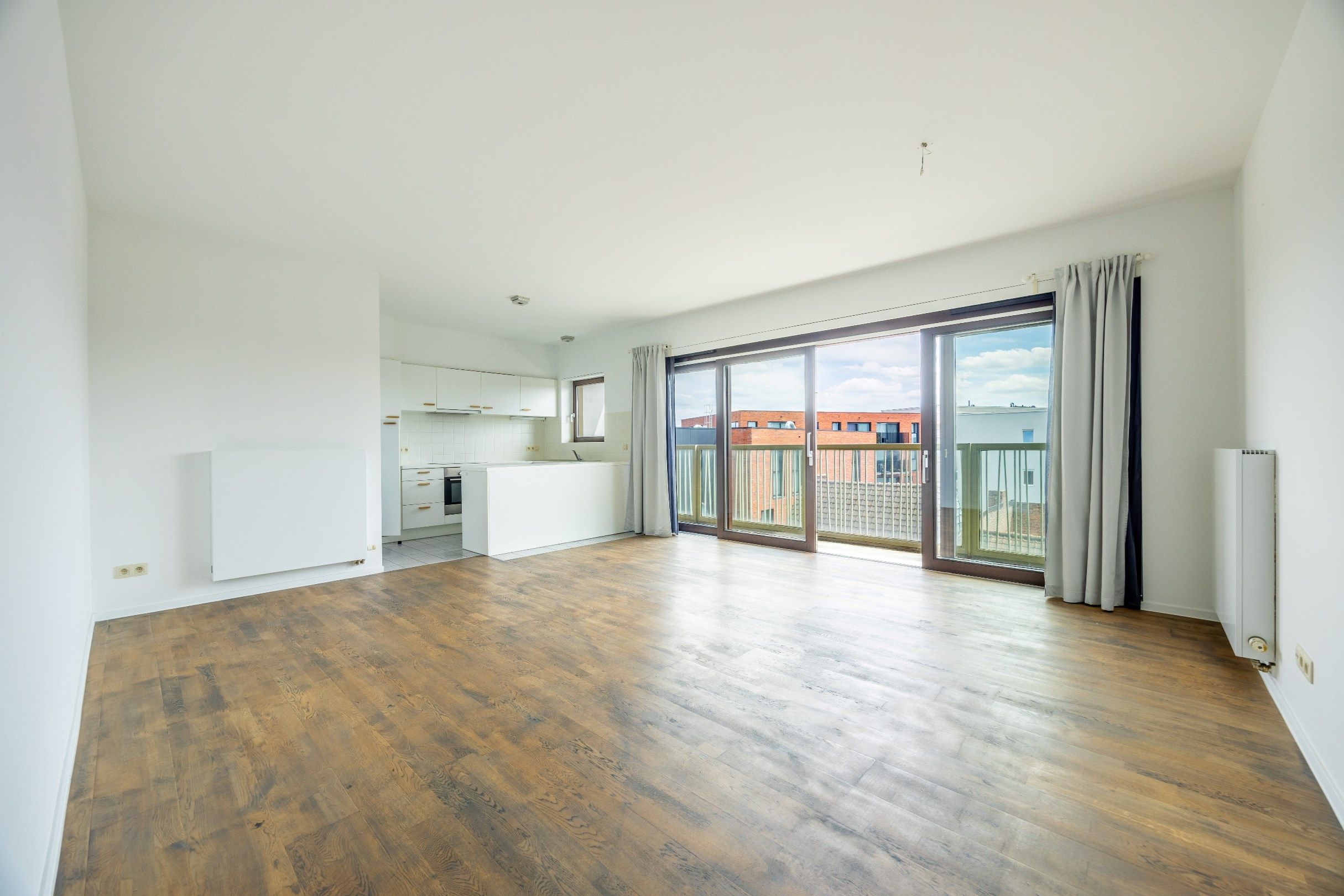 APPARTEMENT MET ÉÉN SLAAPKAMER EN TERRAS foto 1