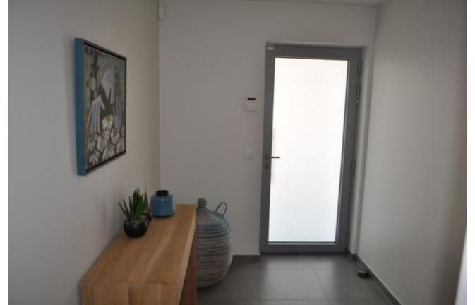 STIJLVOL EN KWALITATIEF 2 SLAAPKAMER APP IN CENTRUM BILZEN foto 4