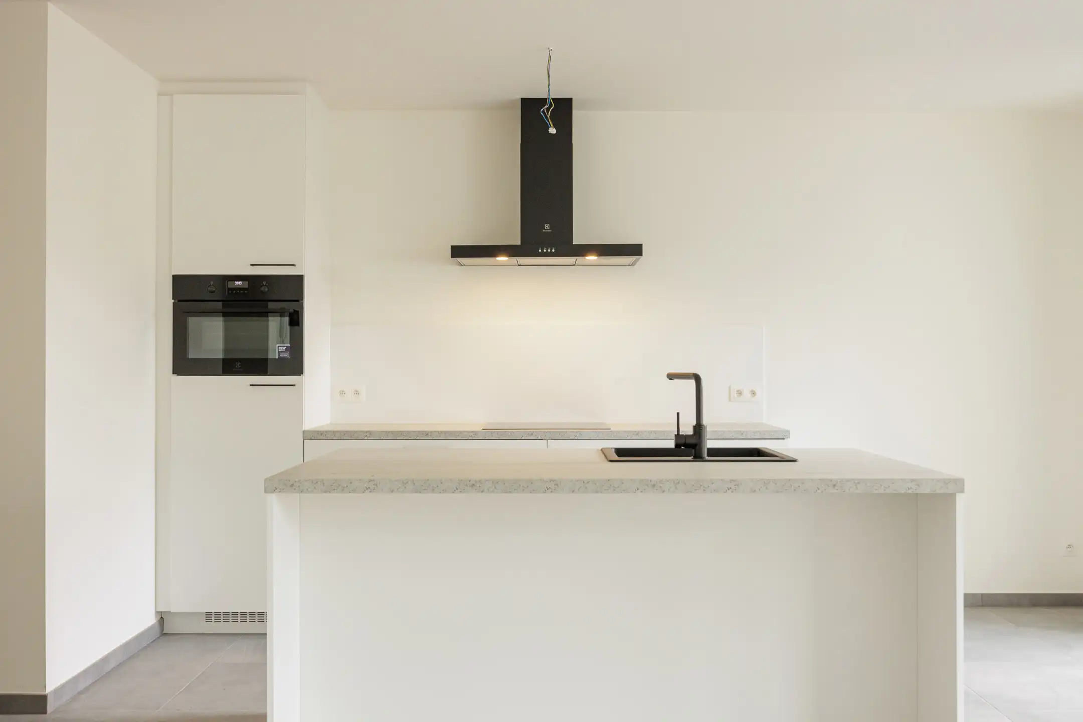 Nieuwbouw gelijkvloers appartement met tuin en terras foto 4