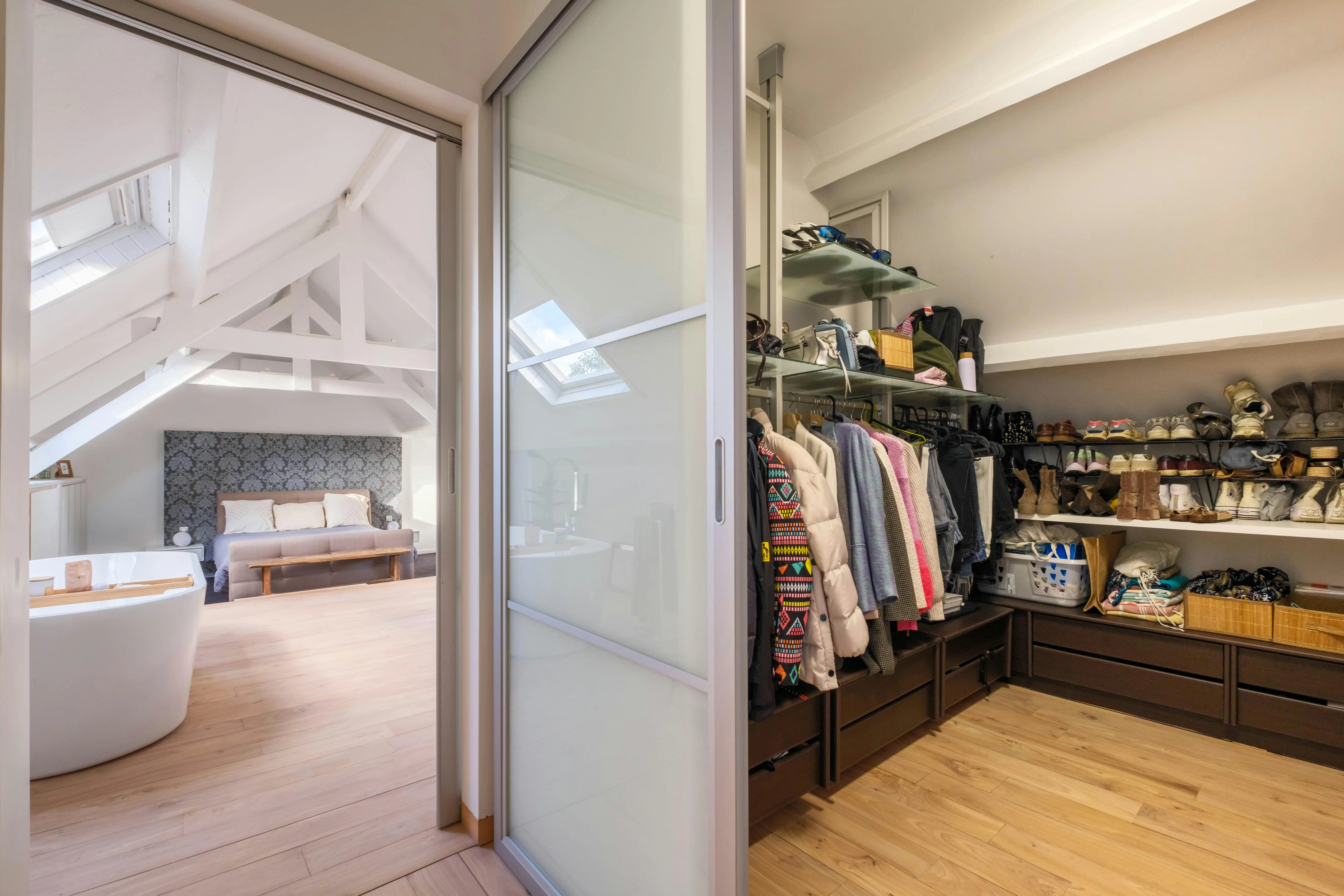 Gerenoveerd huis te koop met grote schuur in Lierde foto 13