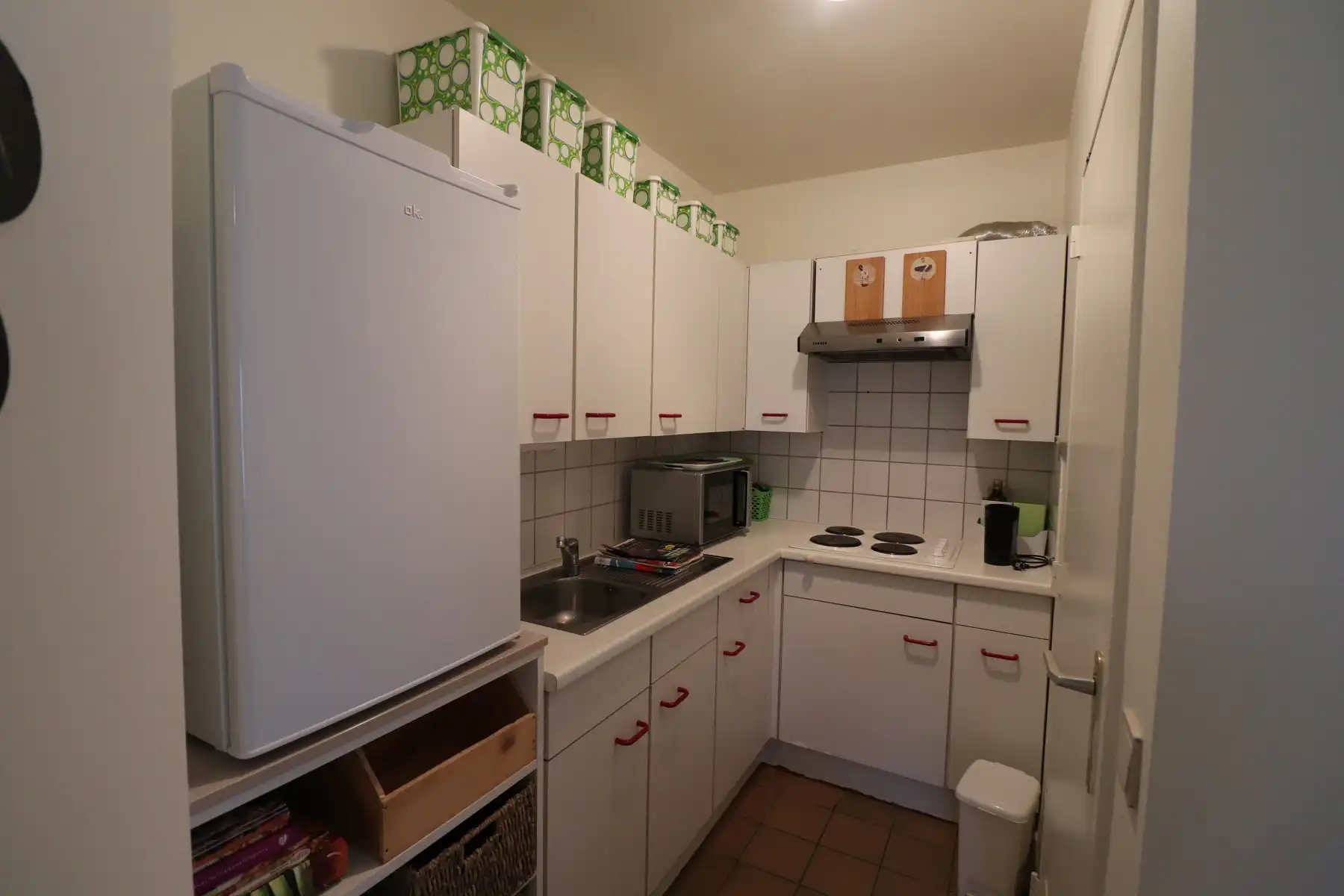 Een rustig gelegen appartement met kelderberging en autostaanplaats foto 6