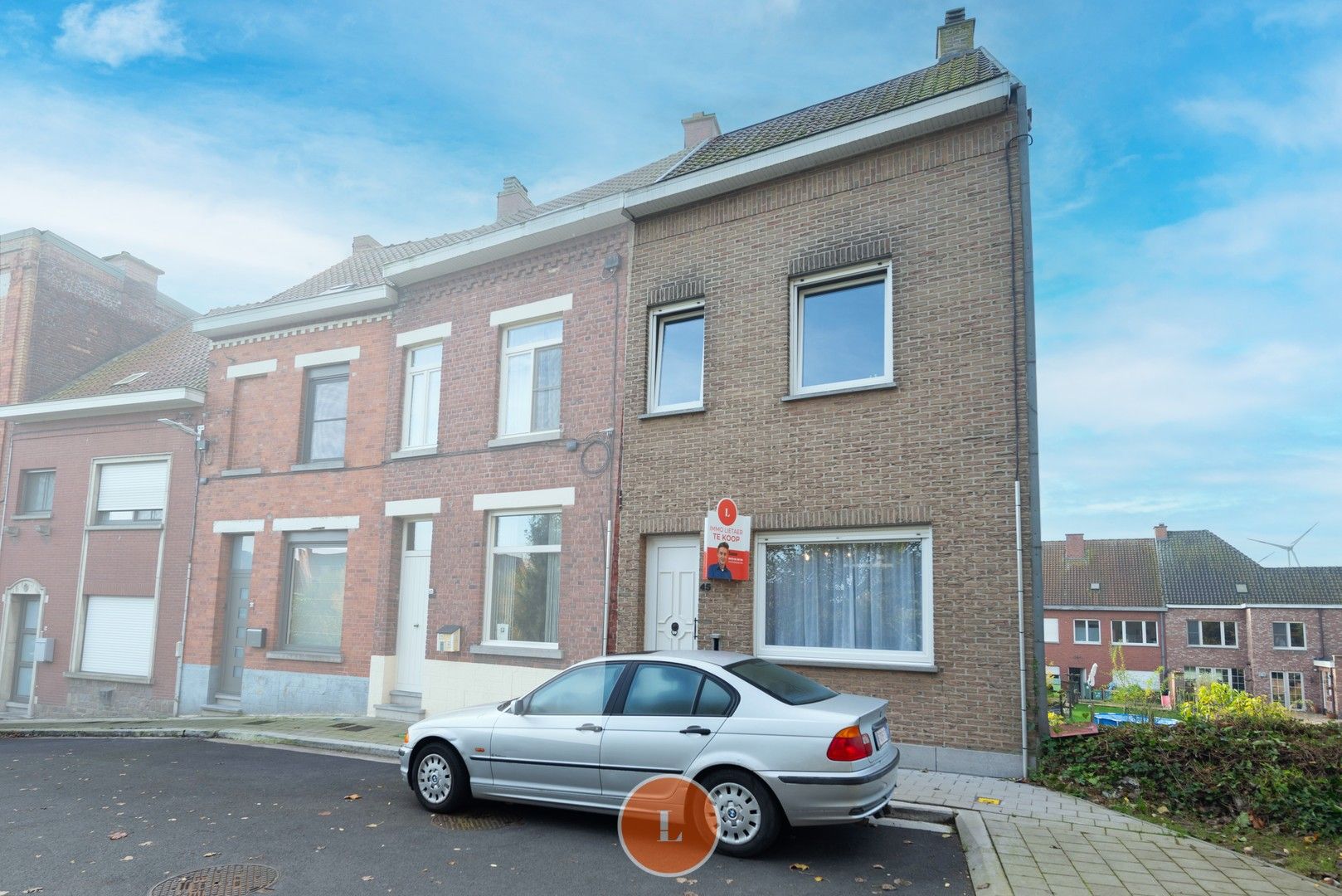 Te renoveren woning rustig gelegen in Menen foto {{pictureIndex}}