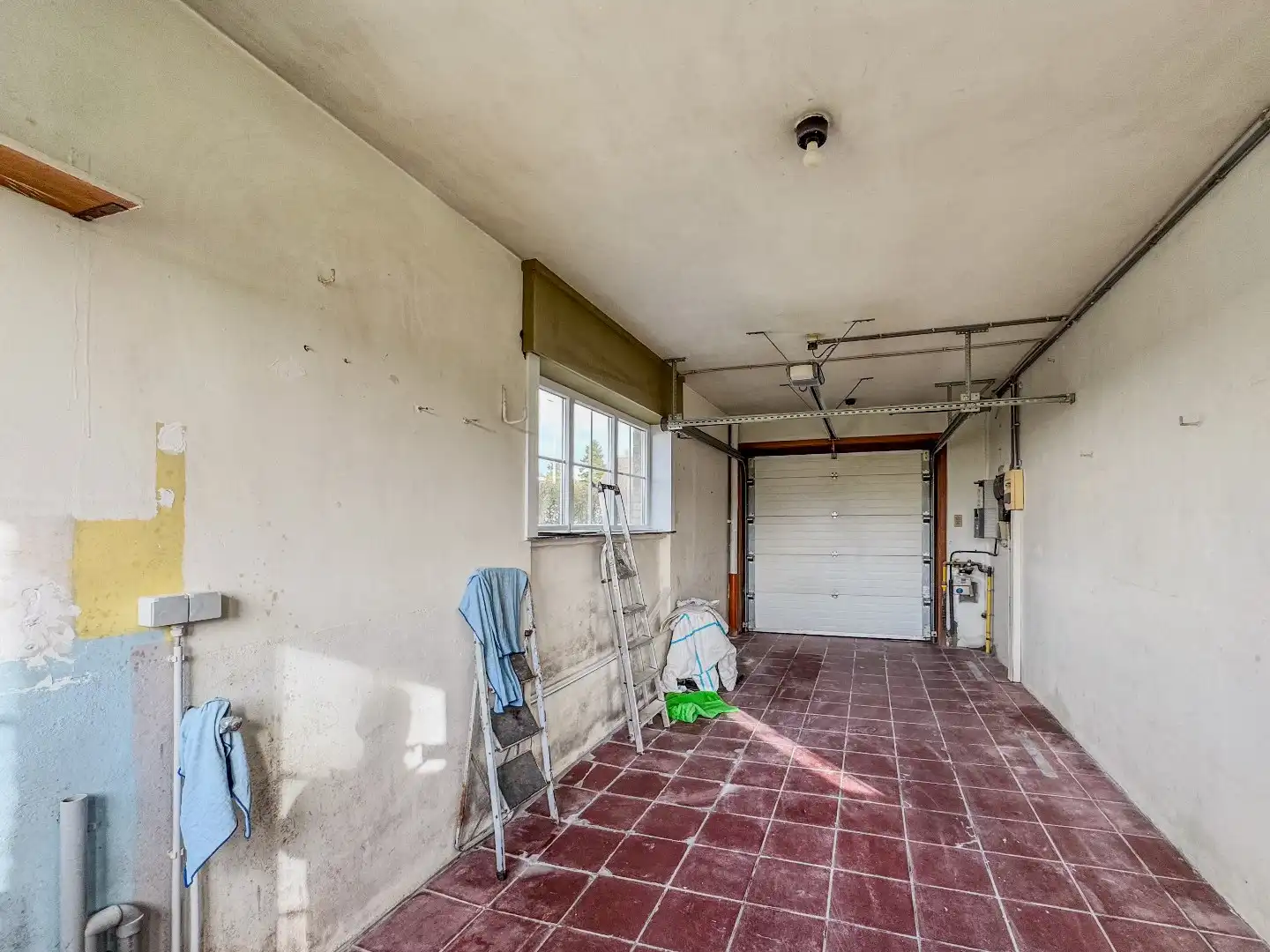 Villa met 3 slaapkamers, garage en tuin op 920m² foto 9