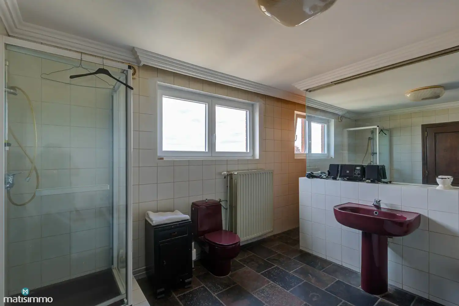 HANDELSGELIJKVLOERS MET DUPLEXAPPARTEMENT VOORZIEN VAN PARKEERGELEGENHEID NABIJ CENTRUM TONGEREN foto 30