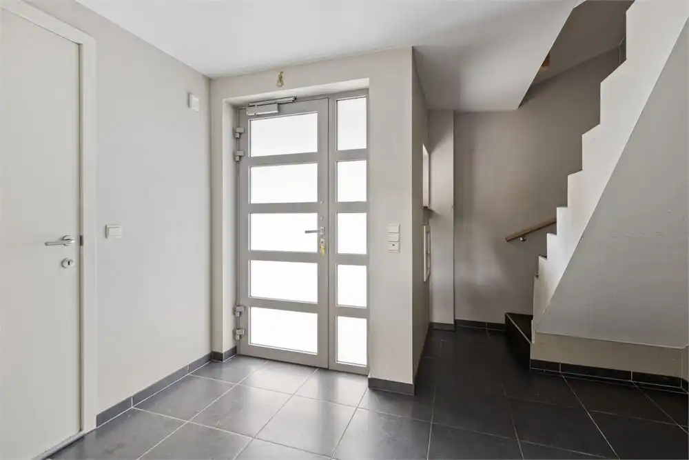 Bel-étage woning met 3 slaapkamers foto 2