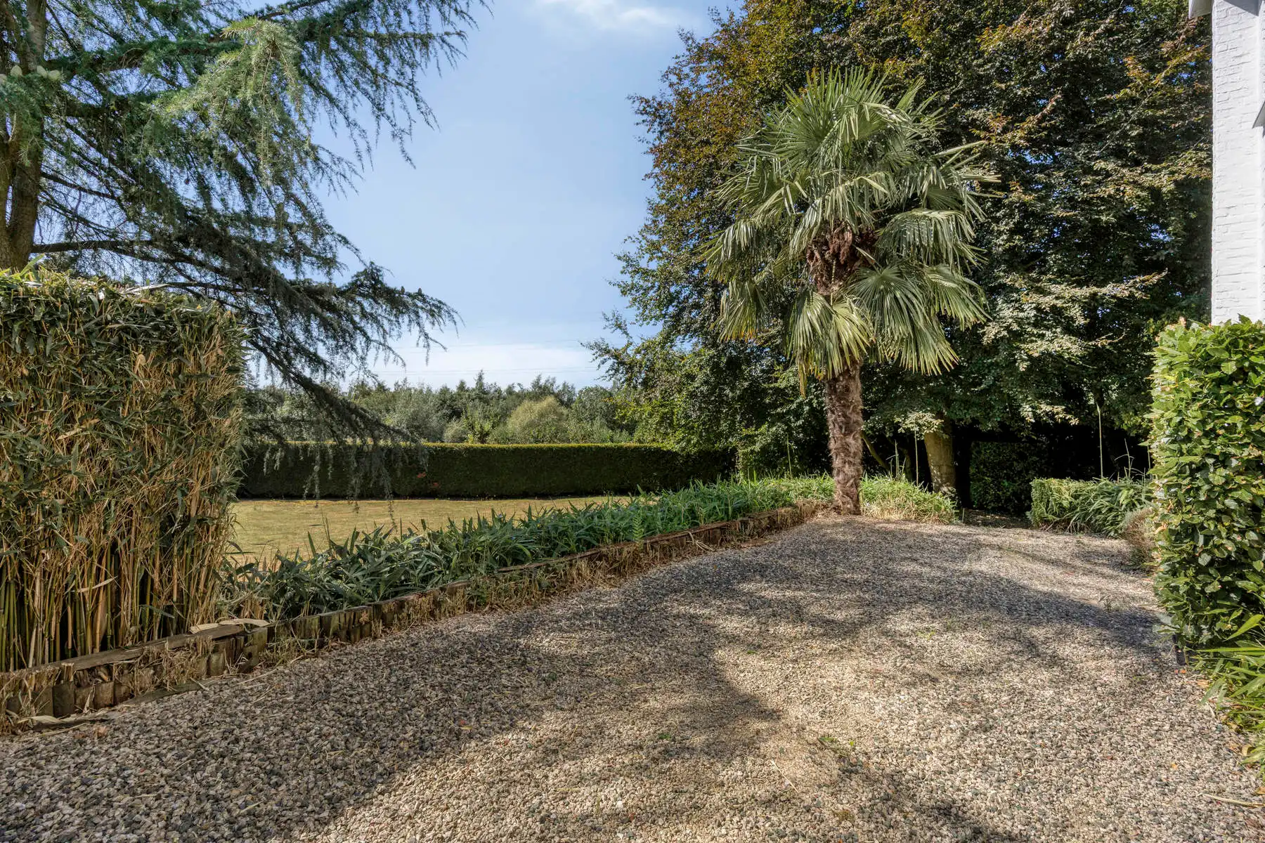 Rustig gelegen modernistische karaktervolle villa foto 21