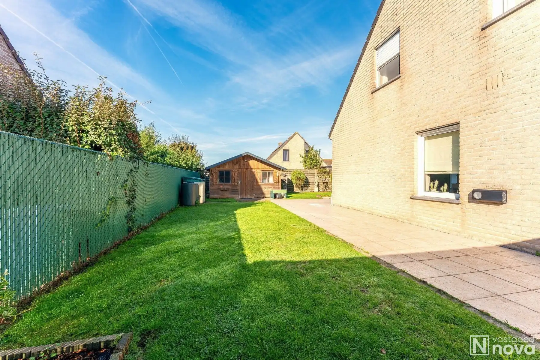 Instapklare energiezuinige half-open woning met zonnige tuin foto 18