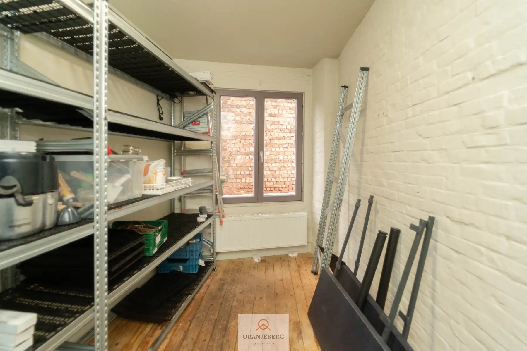 Karaktervol handelspand  (256 m²)met woonst in historisch gebouw foto 20