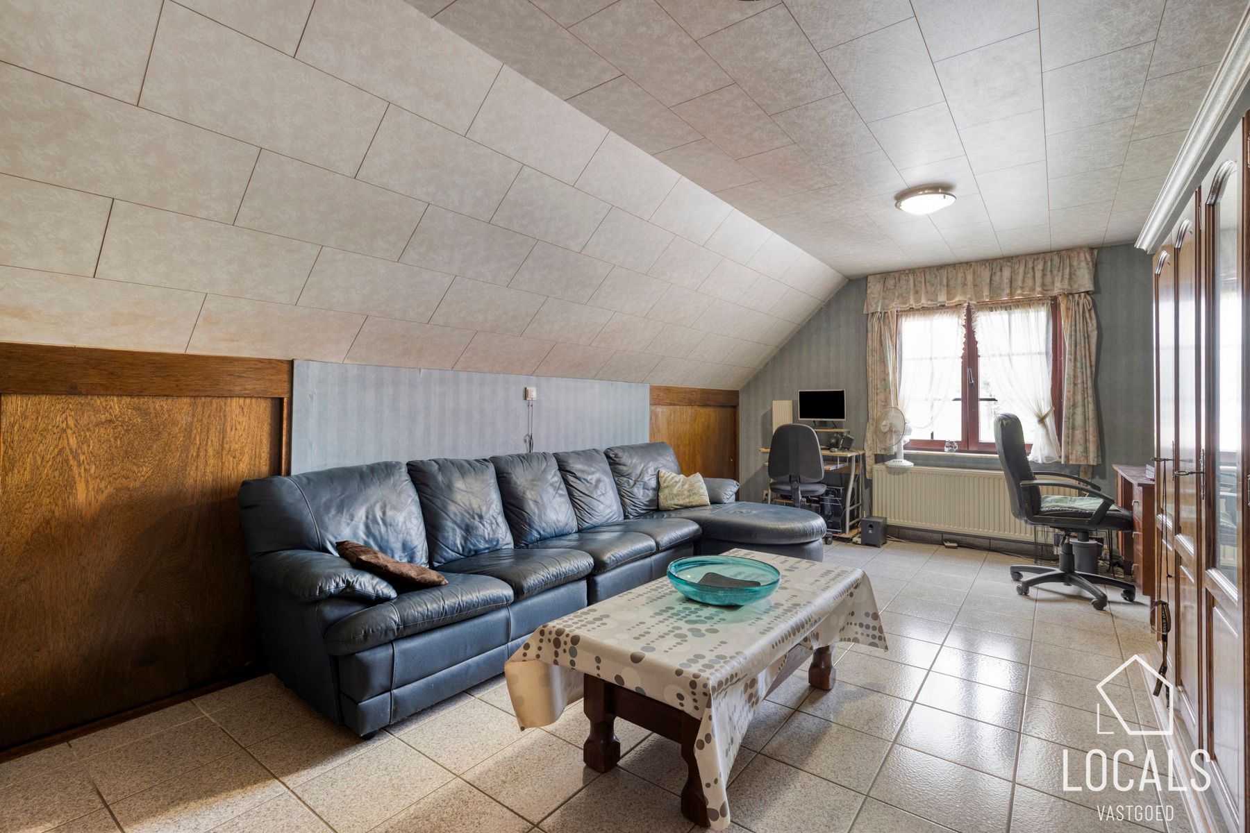 Zeer goed onderhouden ruime open bebouwing te Kerksken foto 16