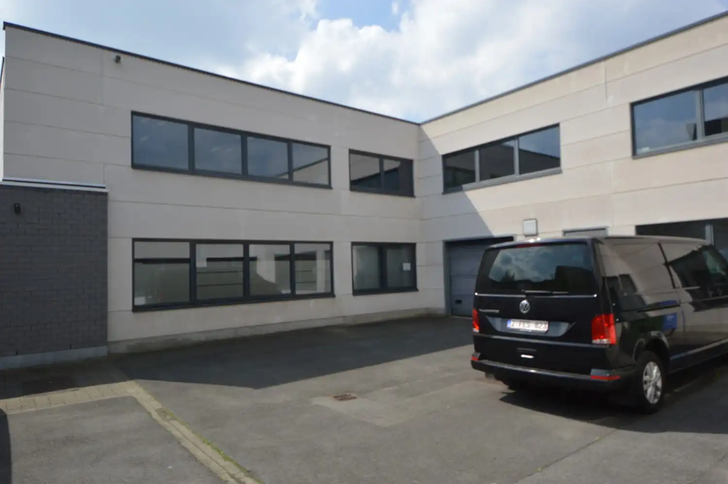 Instapklare burelen te huur in Aalst – op wandelafstand van het station MET OPTIONEEL MAGAZIJN foto 28