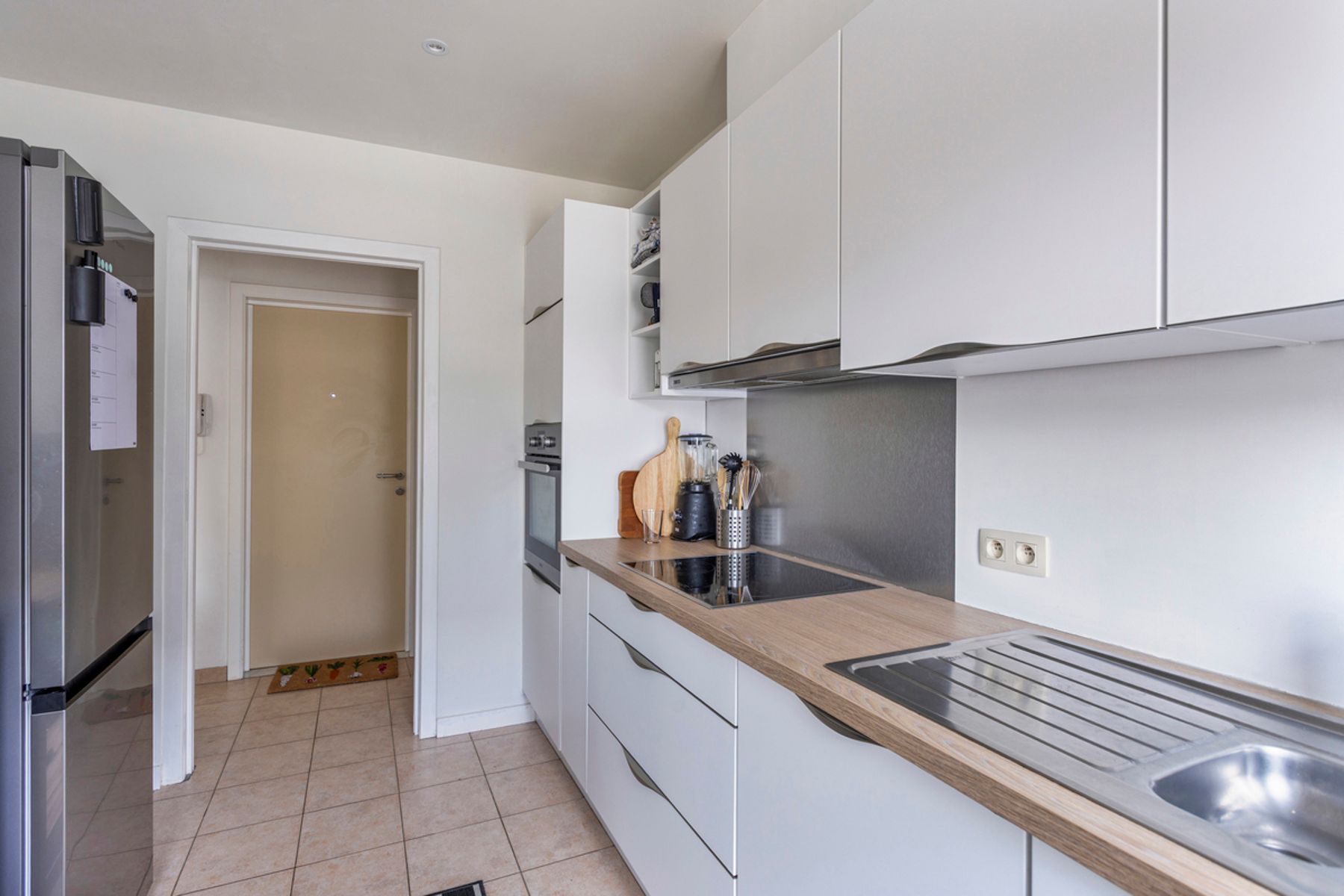 Zeer ruim appartement (153m2) met 3 slaapkamers, 2 badkamers foto 6