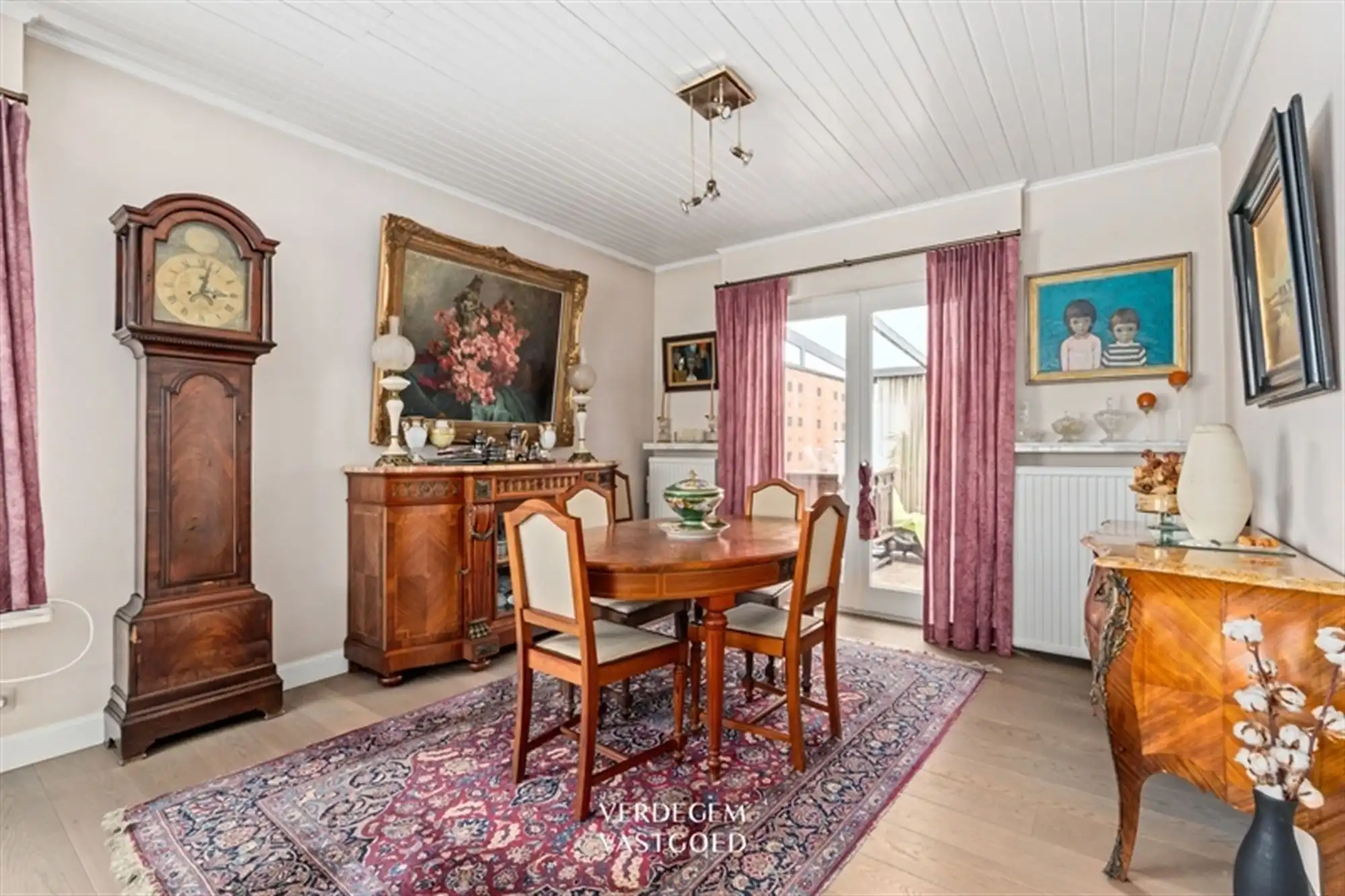 Vrijstaande woning met 3 slaapkamers op ruim perceel van 1207m² foto 5