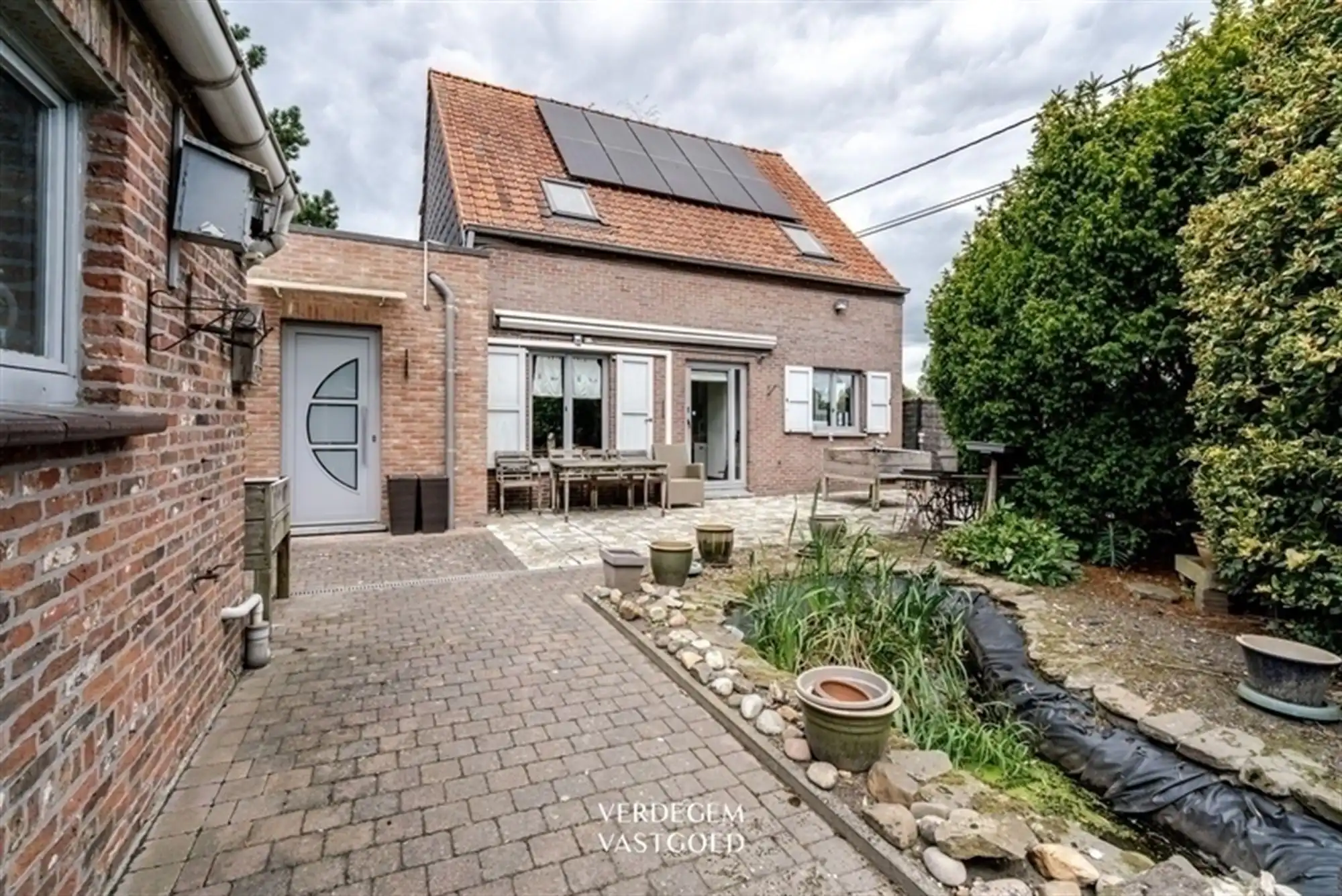 Authentieke woning met recente uitbreiding en uniek historisch accent foto 21