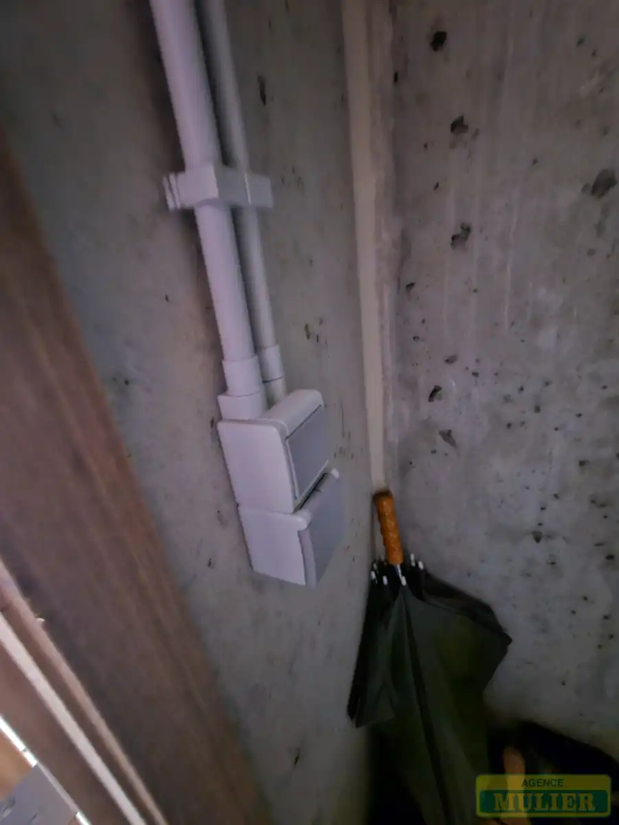 Garage te koop foto 2