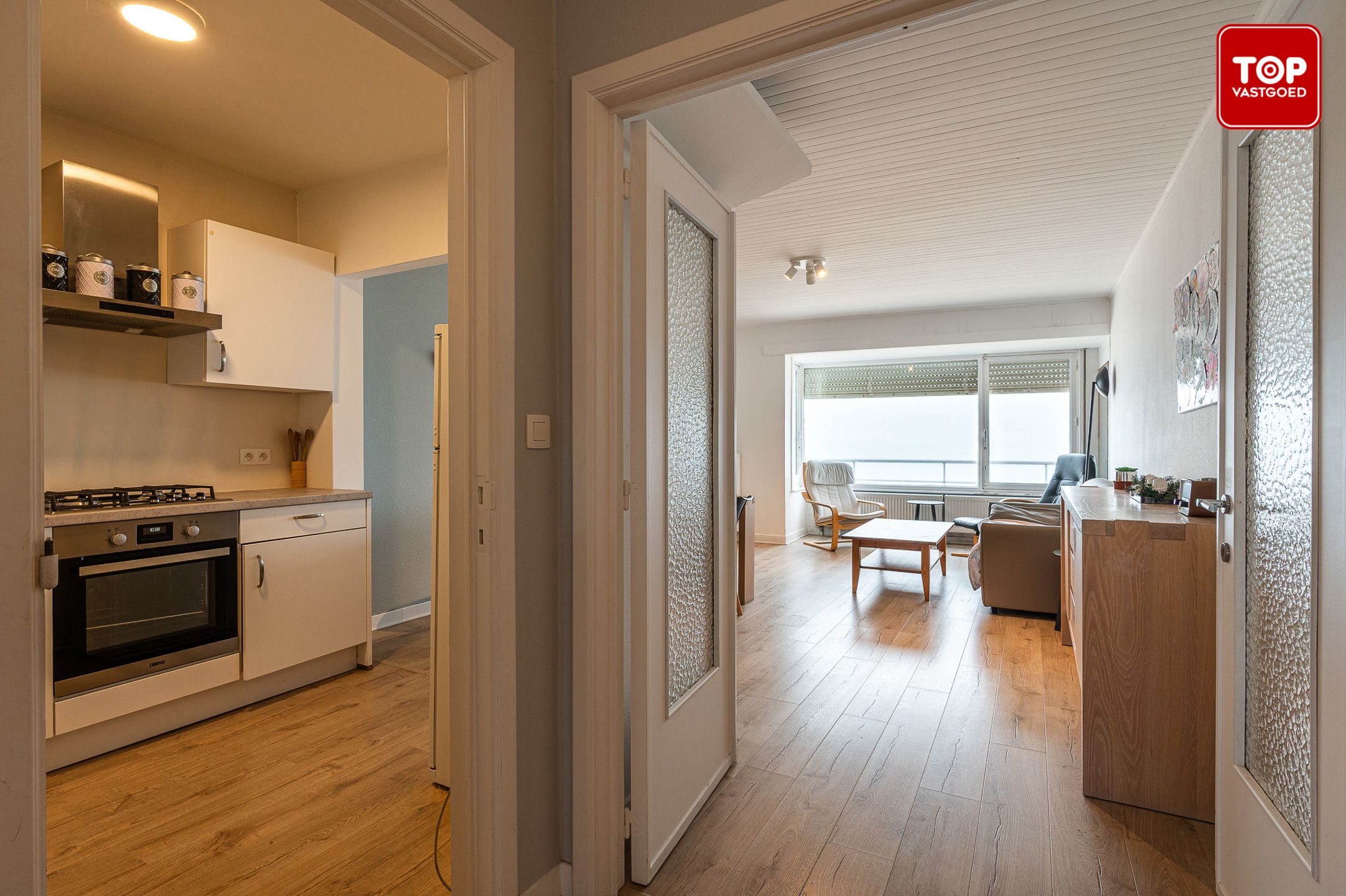 Instapklaar appartement met zeezicht op de zeedijk van koksijde foto 9