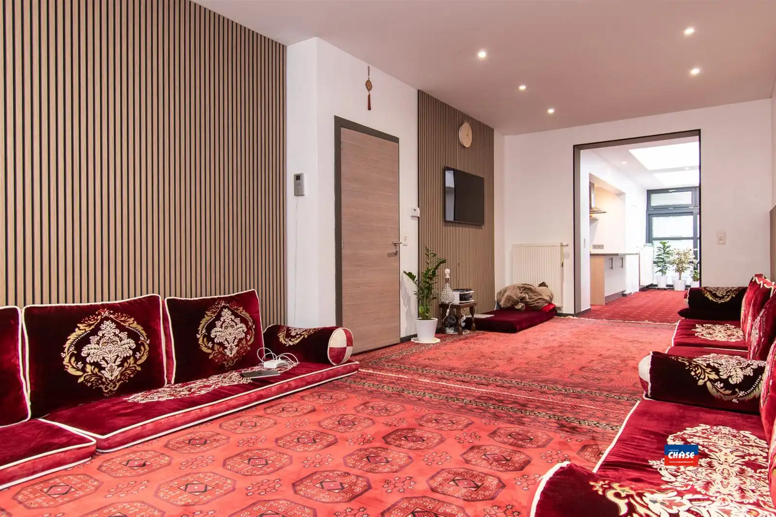 Rijwoning met 5 slaapkamers en tuin foto 7