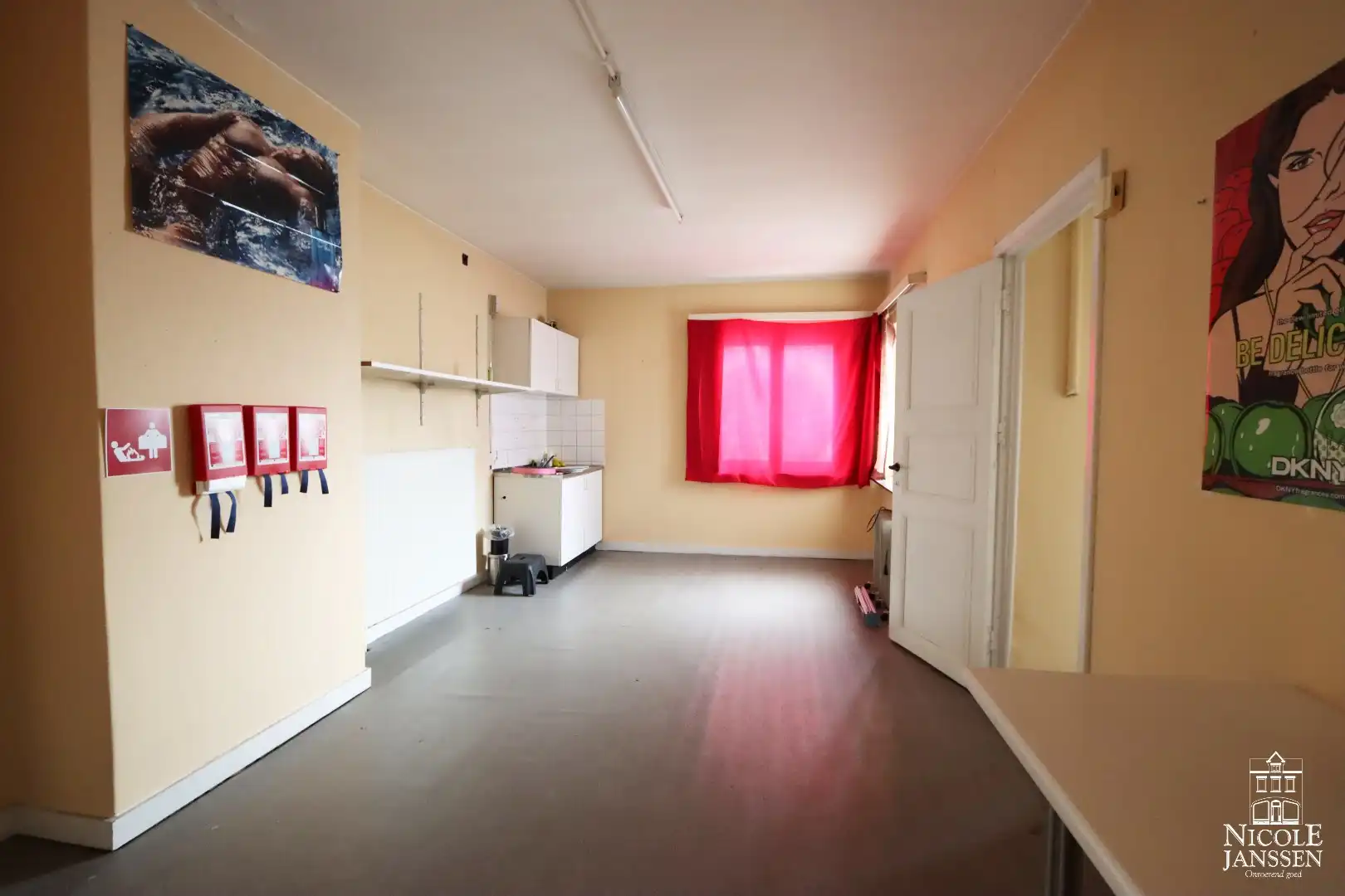 Ruim handelspand van ca. 400 m²  foto 7