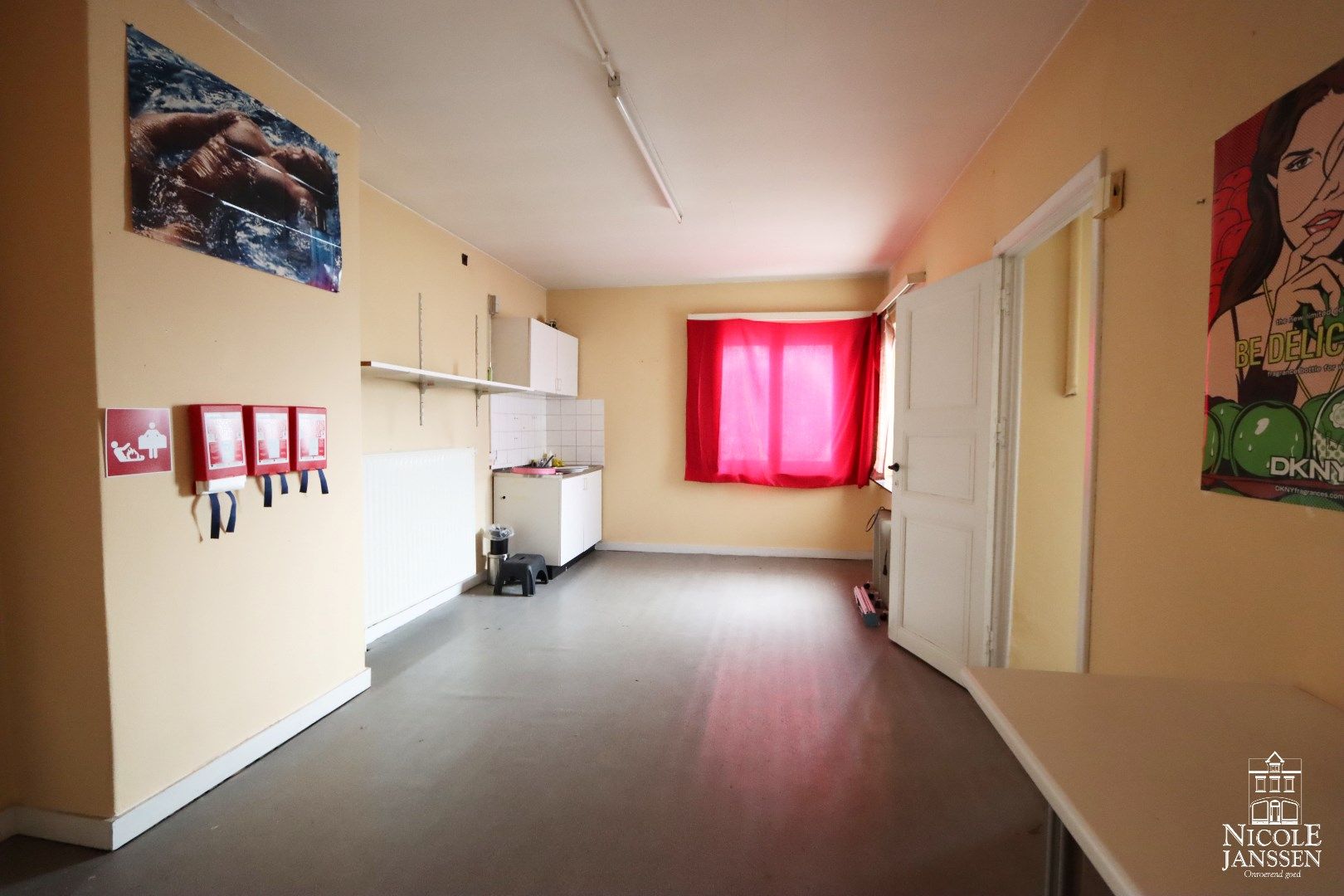 Ruim handelspand van ca. 400 m²  foto 7