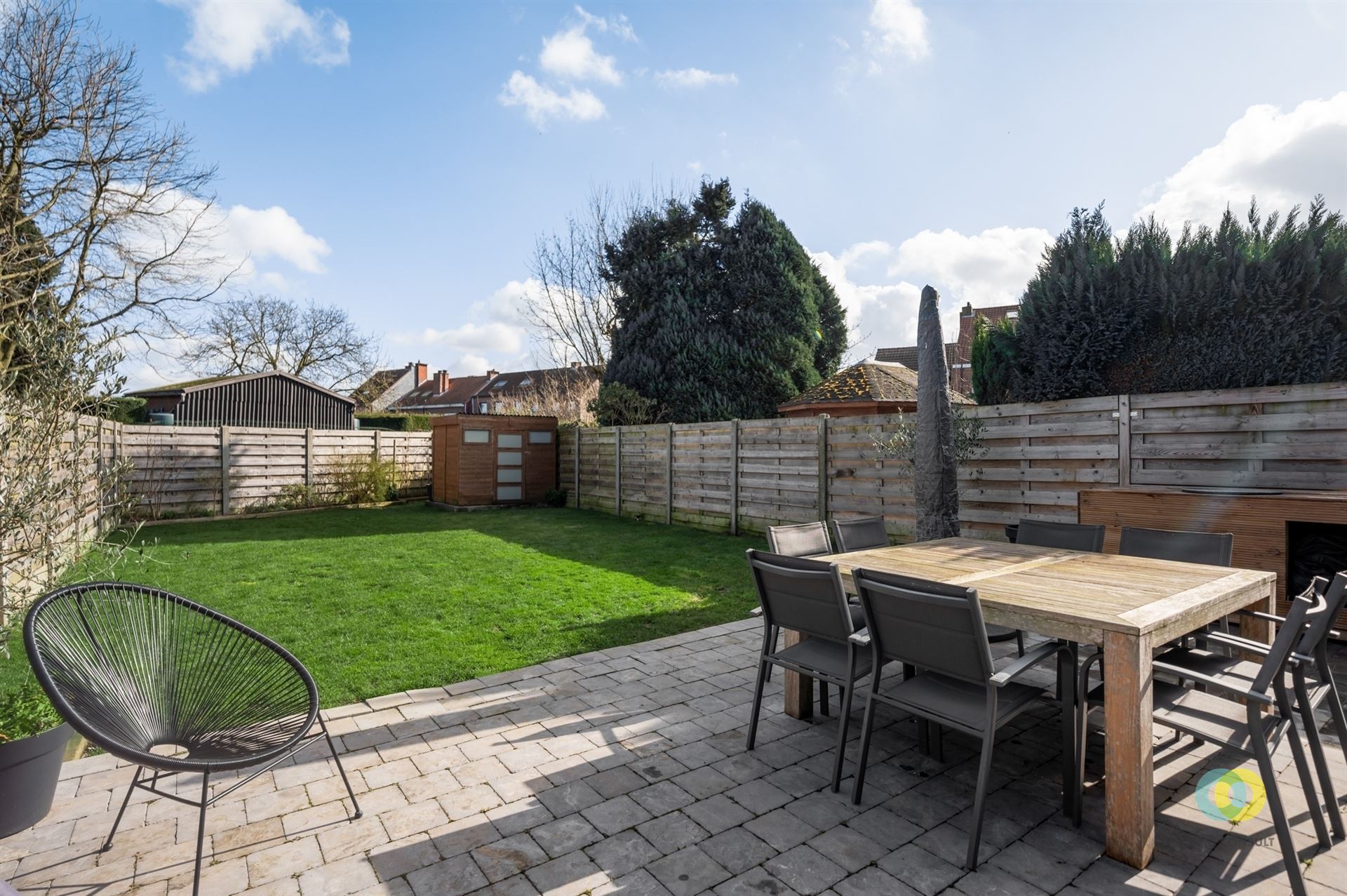 **IN OPTIE** Bel-etage met aangename tuin foto 2