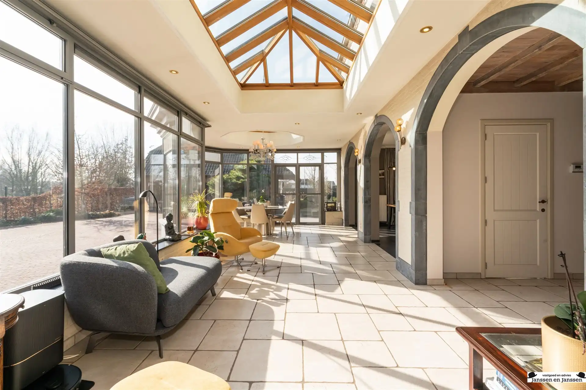 Exclusieve villa op een perceel van ca. 2000 m² in Loenhout foto 10