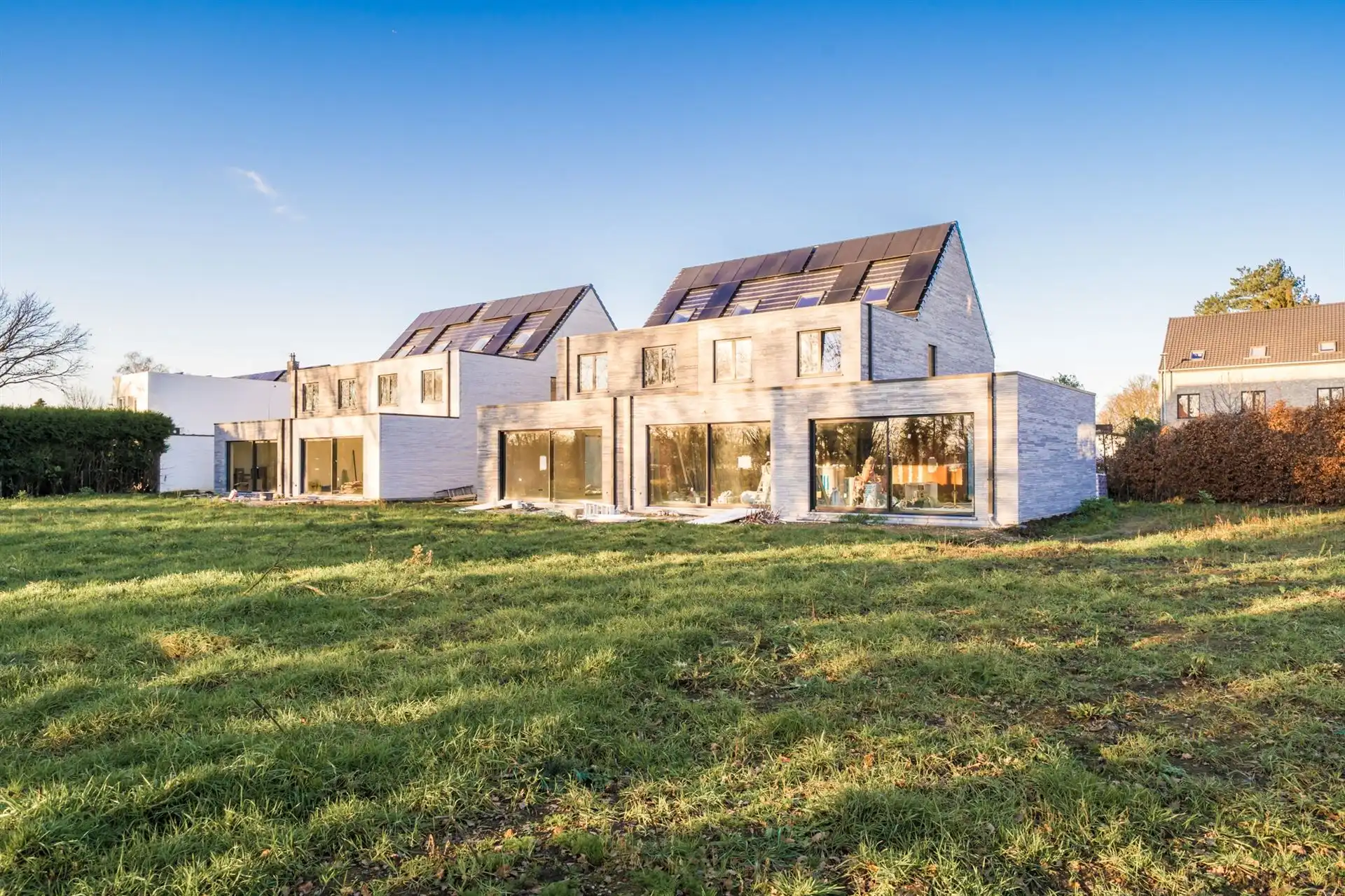 Unieke halfopen nieuwbouwwoning op perceel van 1857m² foto 11