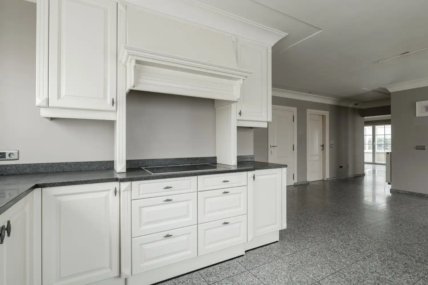 BEDRIJFSPAND MET CONCIERGEWONING foto 20