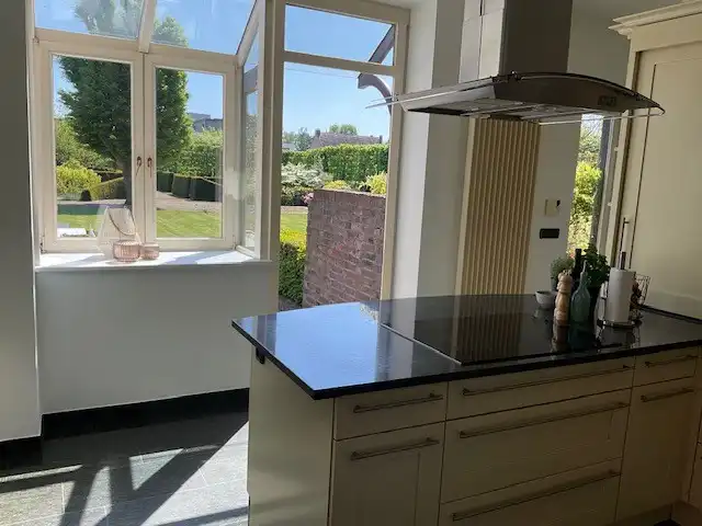 Interbellum villa in Bree centrum foto 23