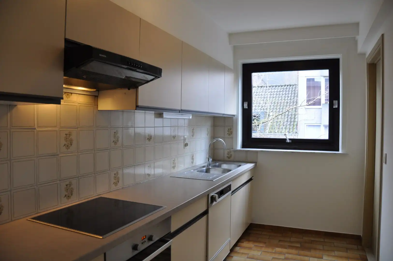 Verzorgd appartement met 2 slaapkamers in het centrum van Izegem. foto 7