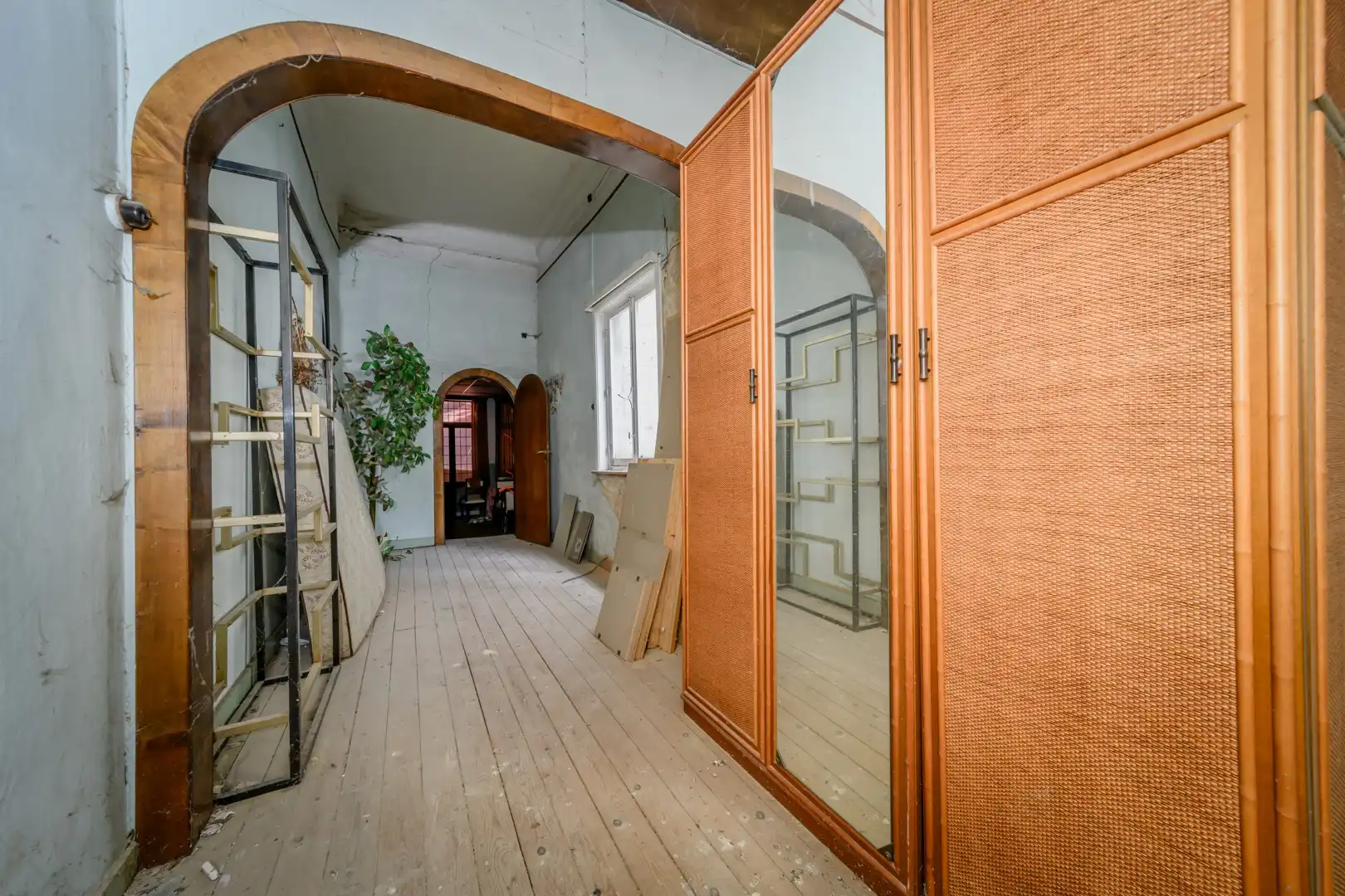 Zeer gunstig gelegen handelspand in hartje van Aalst foto 7