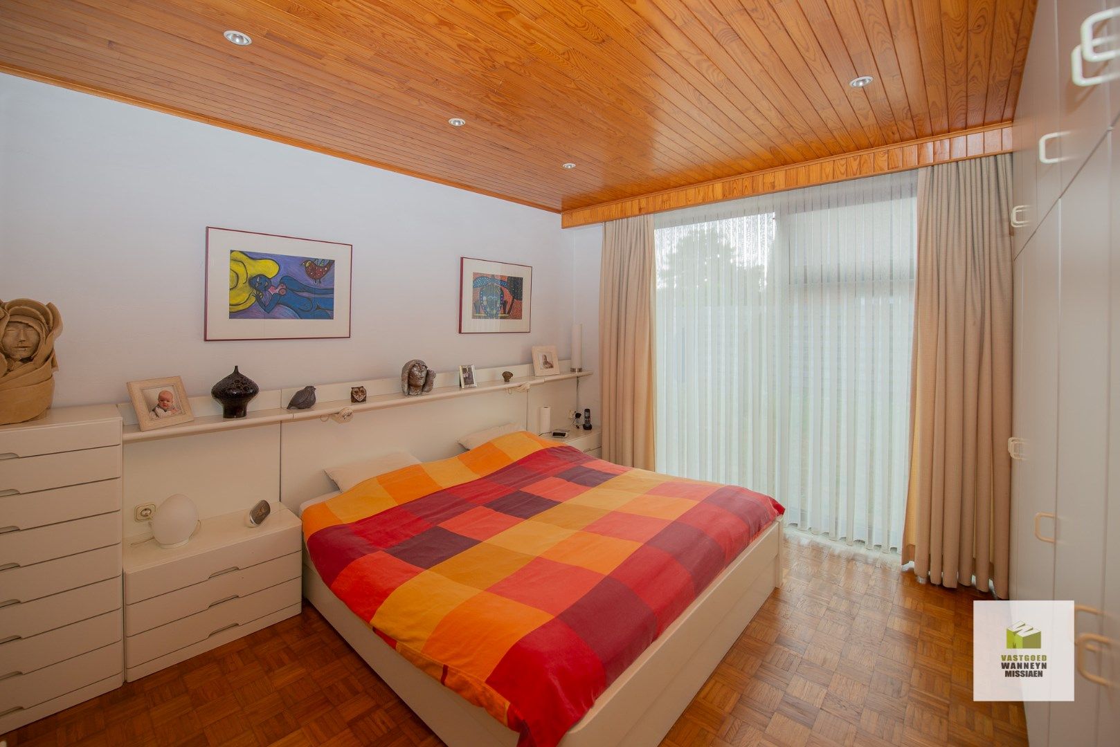Open bebouwing met 2 gelijkvloerse kamers (extra mogelijk) op zeer centrale ligging foto 10