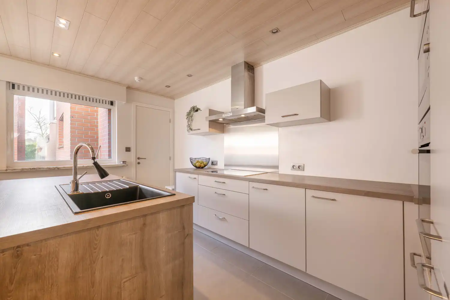 Halfopen woning te Ruiselede/Wingene. foto 10