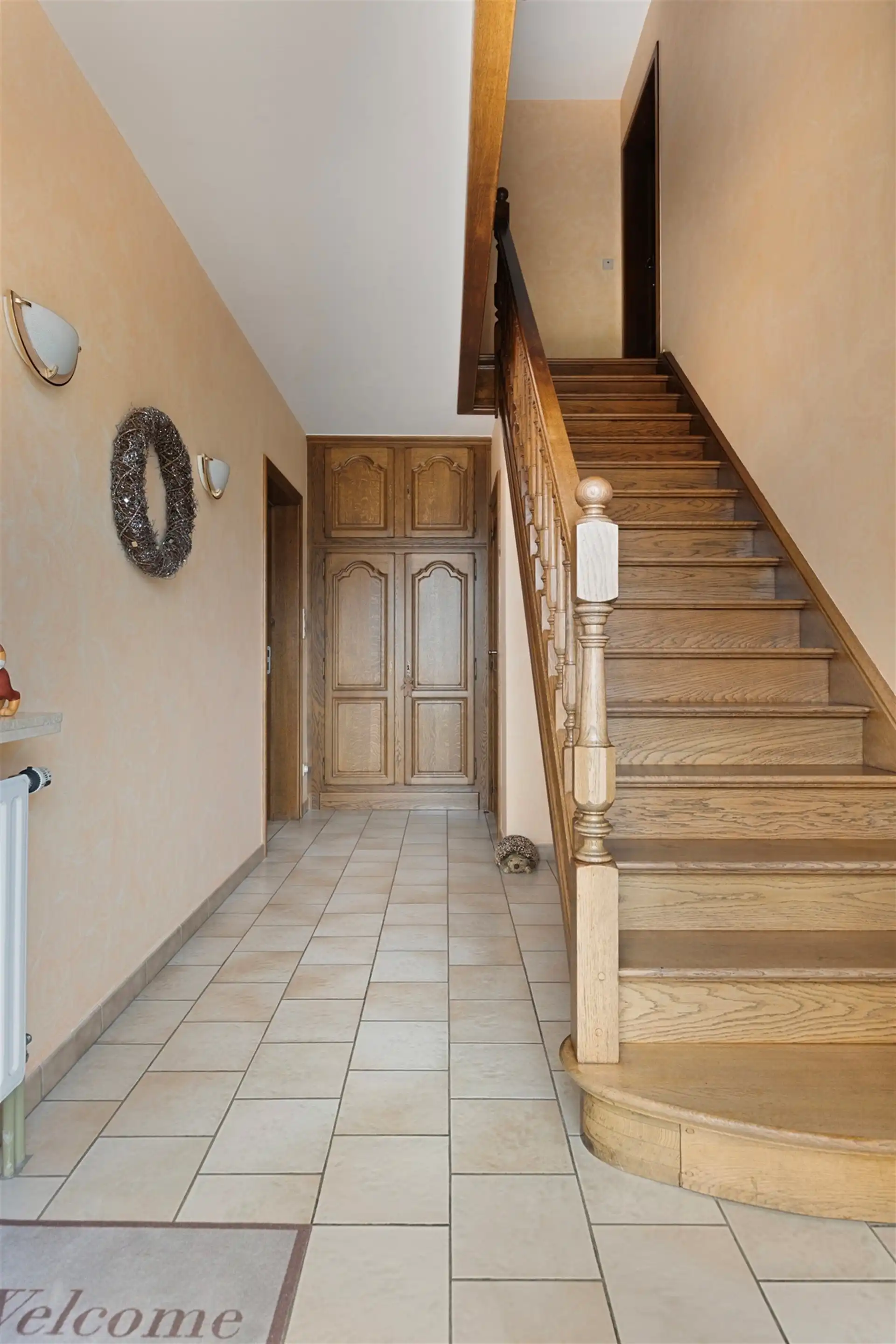 Woning met 4 kamers op terrein van 11a49ca foto 5