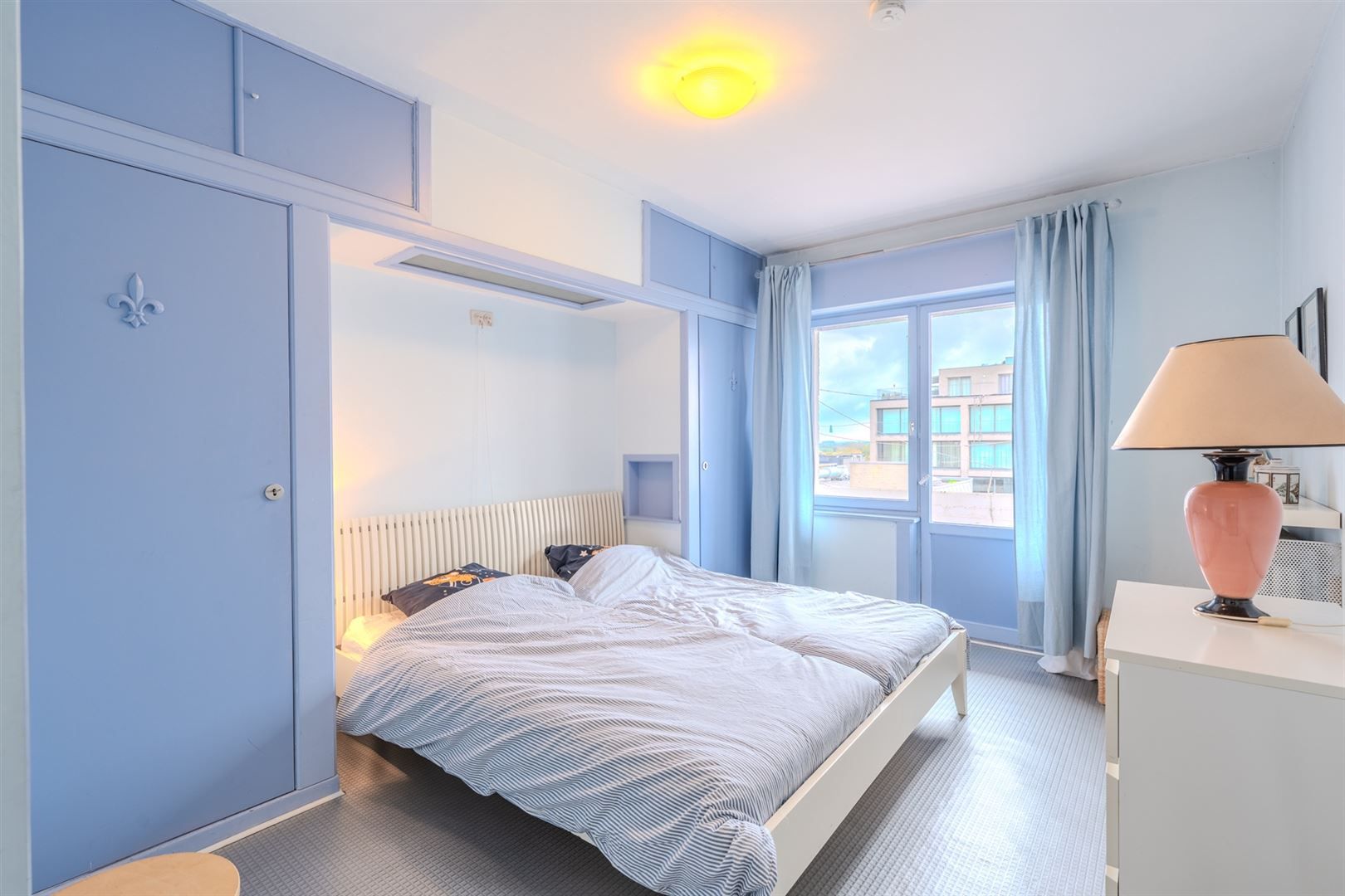 appartement met frontaal zeezicht foto 4