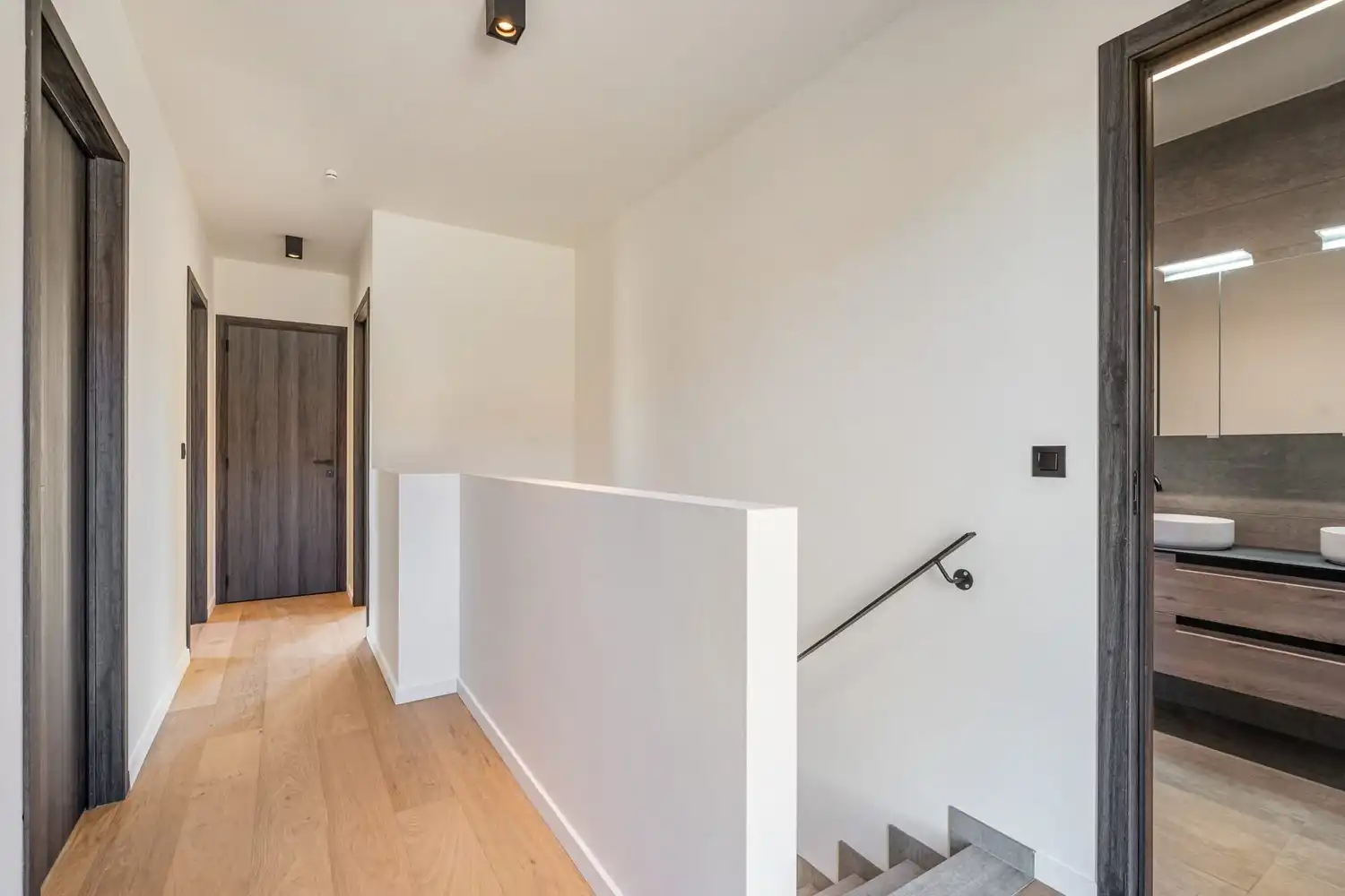 Rijwoning 4: Instapklare nieuwbouw rijwoning met 3 slaapkamers en zonnig terras in het centrum van Borgloon foto 12