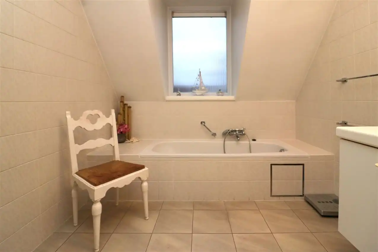 Appartement, 2 slpk, autostaanplaats in carport foto 13