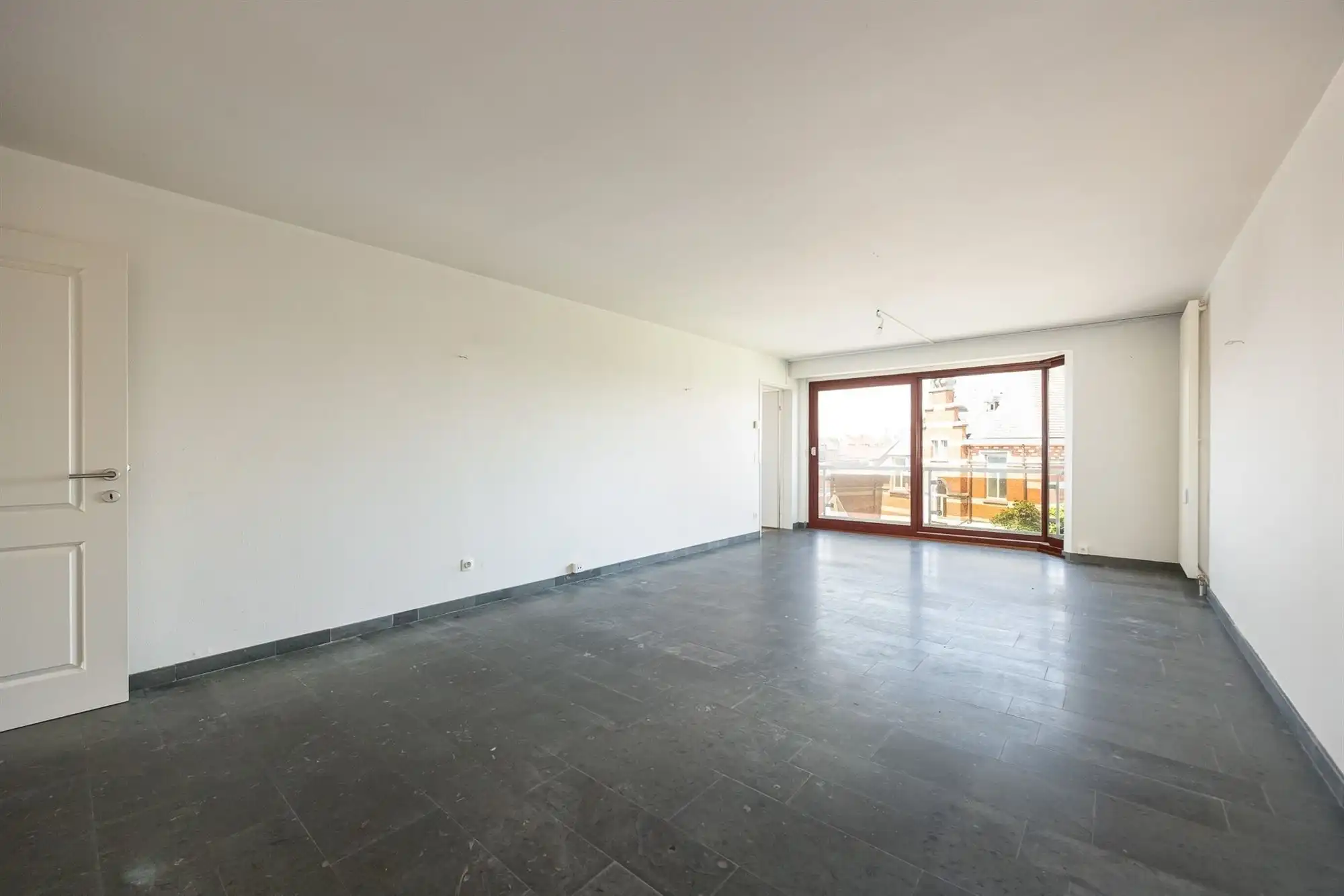 Recent gerenoveerd appartement met 3 slpkms foto 4