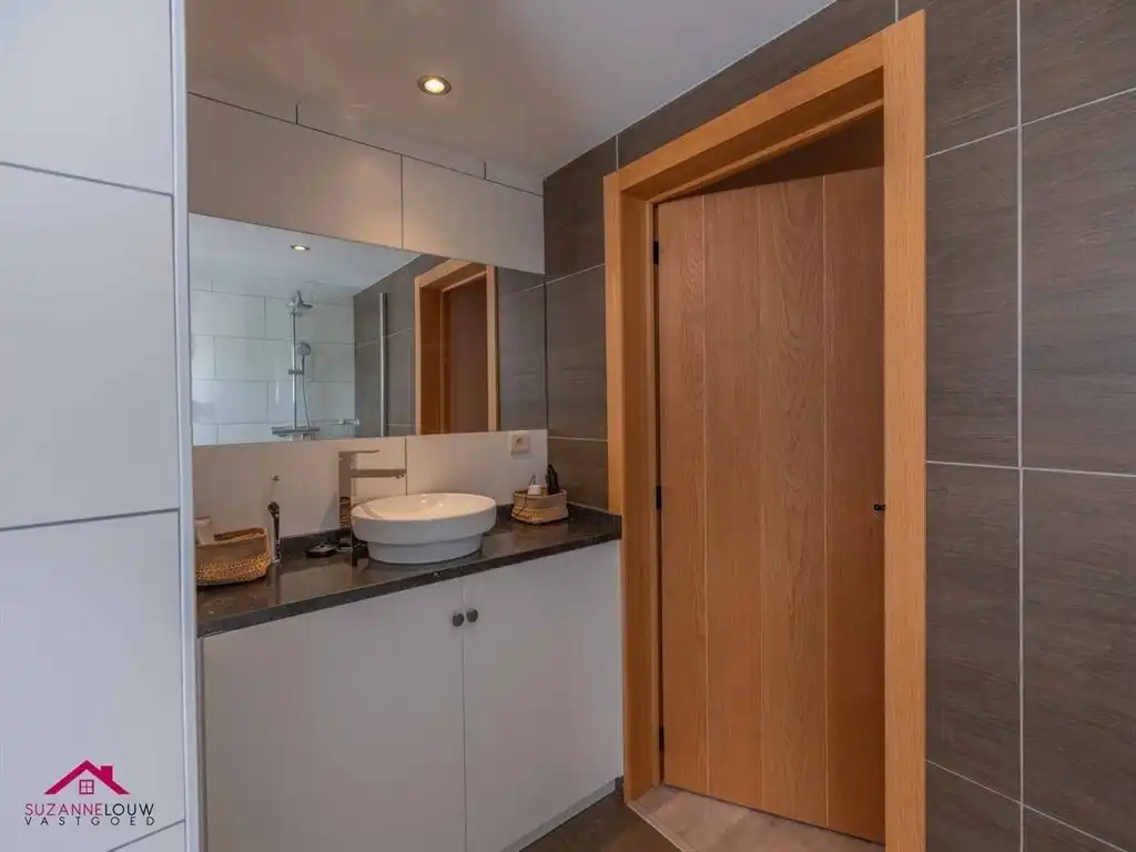 Hoogwaardig afgewerkte, landelijke villawoning foto 42