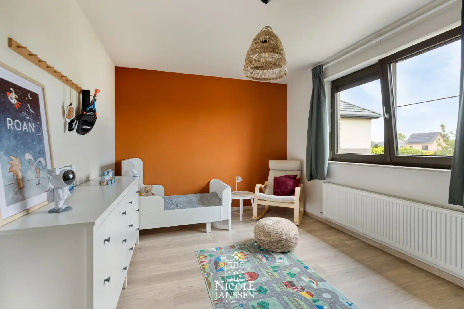 Ruime gezinswoning met tuin foto 24