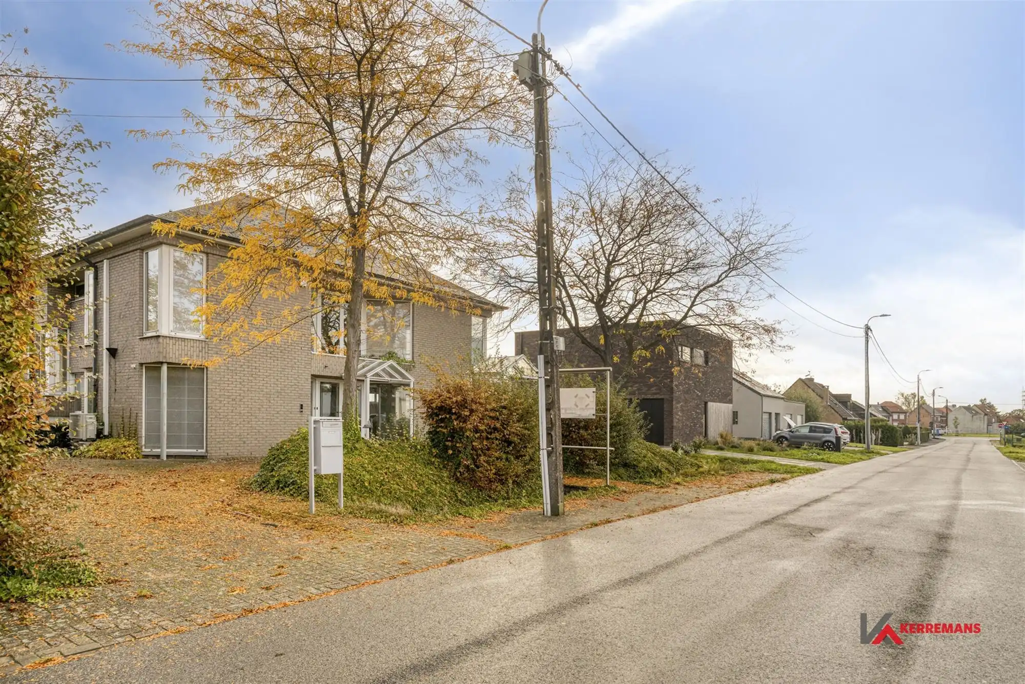 Kantoorgebouw. foto 23