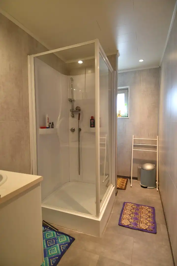 Charmante stadswoning met 2 slaapkamers op toplocatie te koop in Kortrijk! foto 5