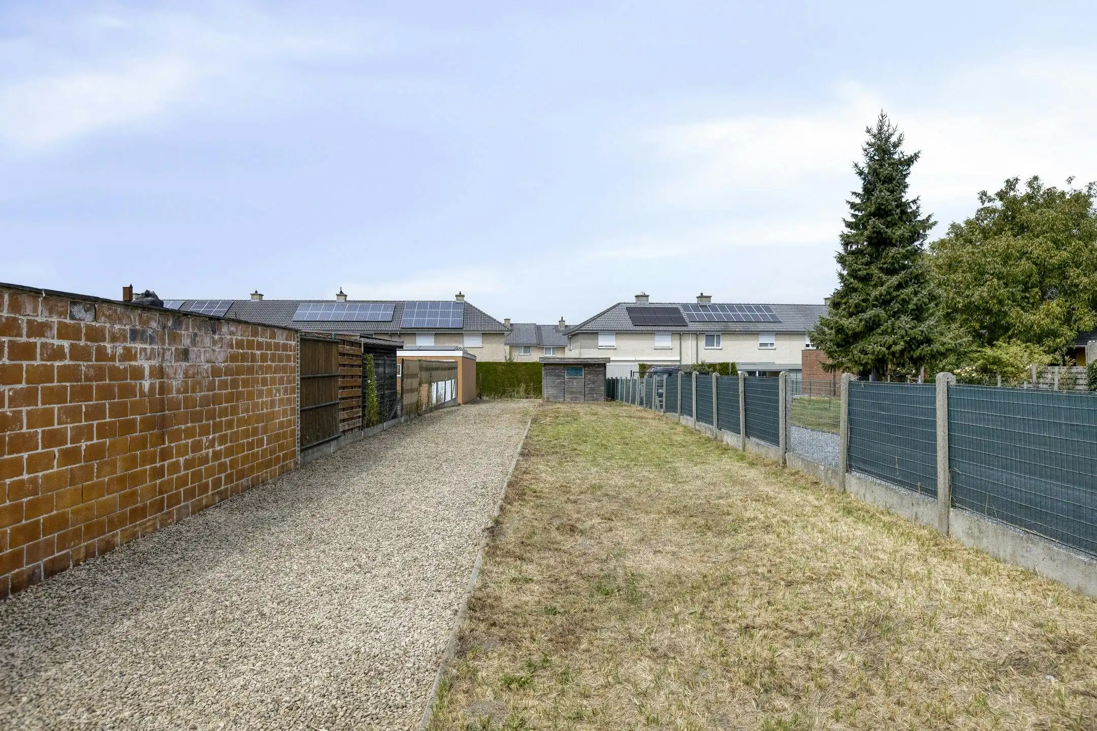 Gezinswoning met 4 slaapkamers en garage te koop in Stasegem!  foto 14