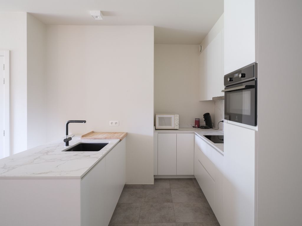 Assistentiewoning met 2 slpk, terras en zicht op parktuin nabij het station Gent-Sint-Pieters foto 4