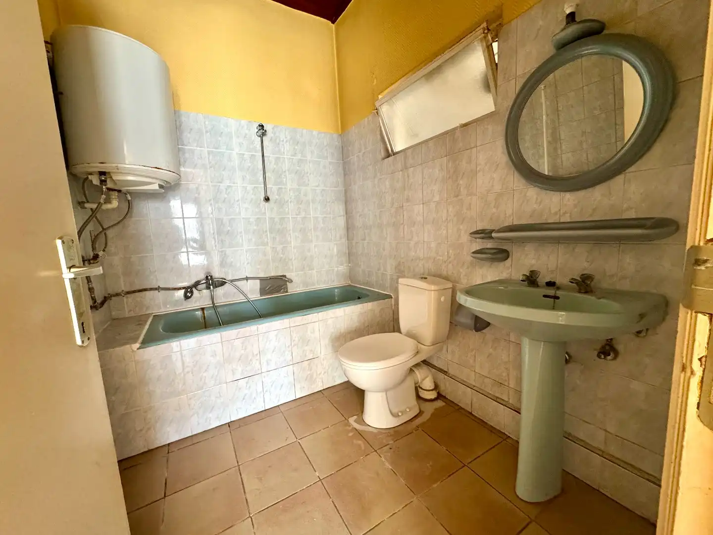 TE RENOVEREN WONING MET 3 SLPKS EN ZONNETERRAS foto 12