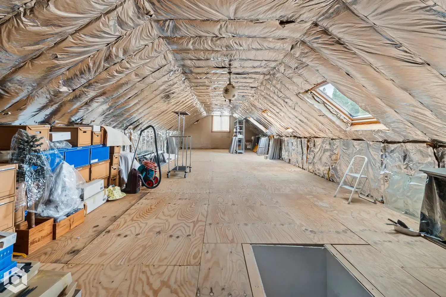 Commercieel pand met ruim appartement op toplocatie in Sint-Katelijne-Waver foto 25