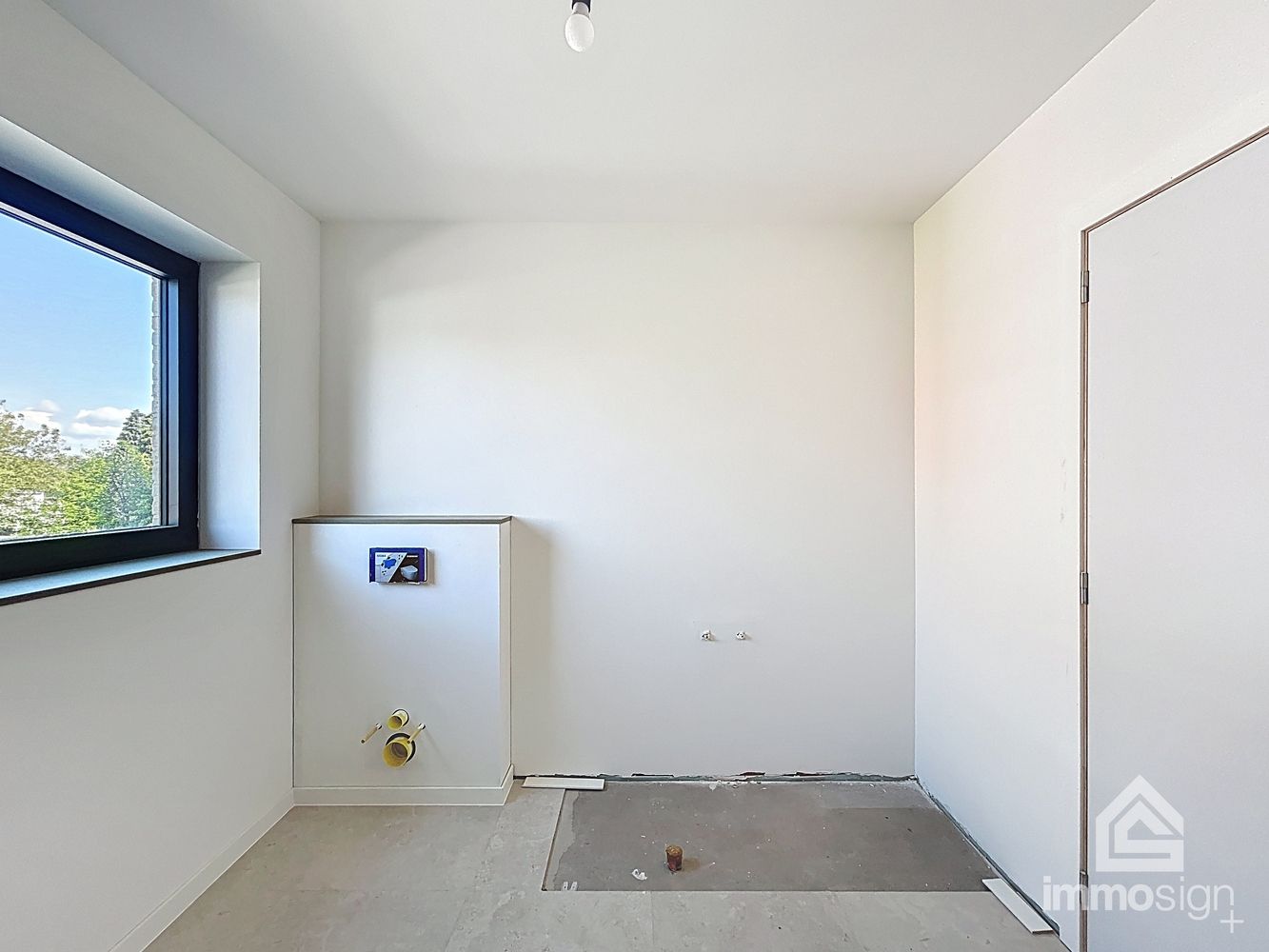 Instapklaar nieuwbouw appartement met 3 slaapkamers, 2 parkeerplaatsen, terras en kelderberging te Kinrooi foto 16