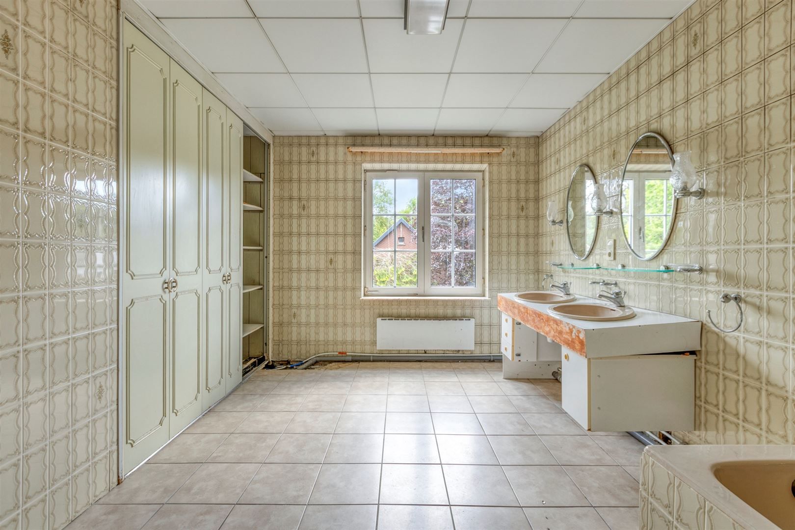 Ruime villa met 5 slaapkamers vlakbij Park Molenvijvers in Genk foto 32