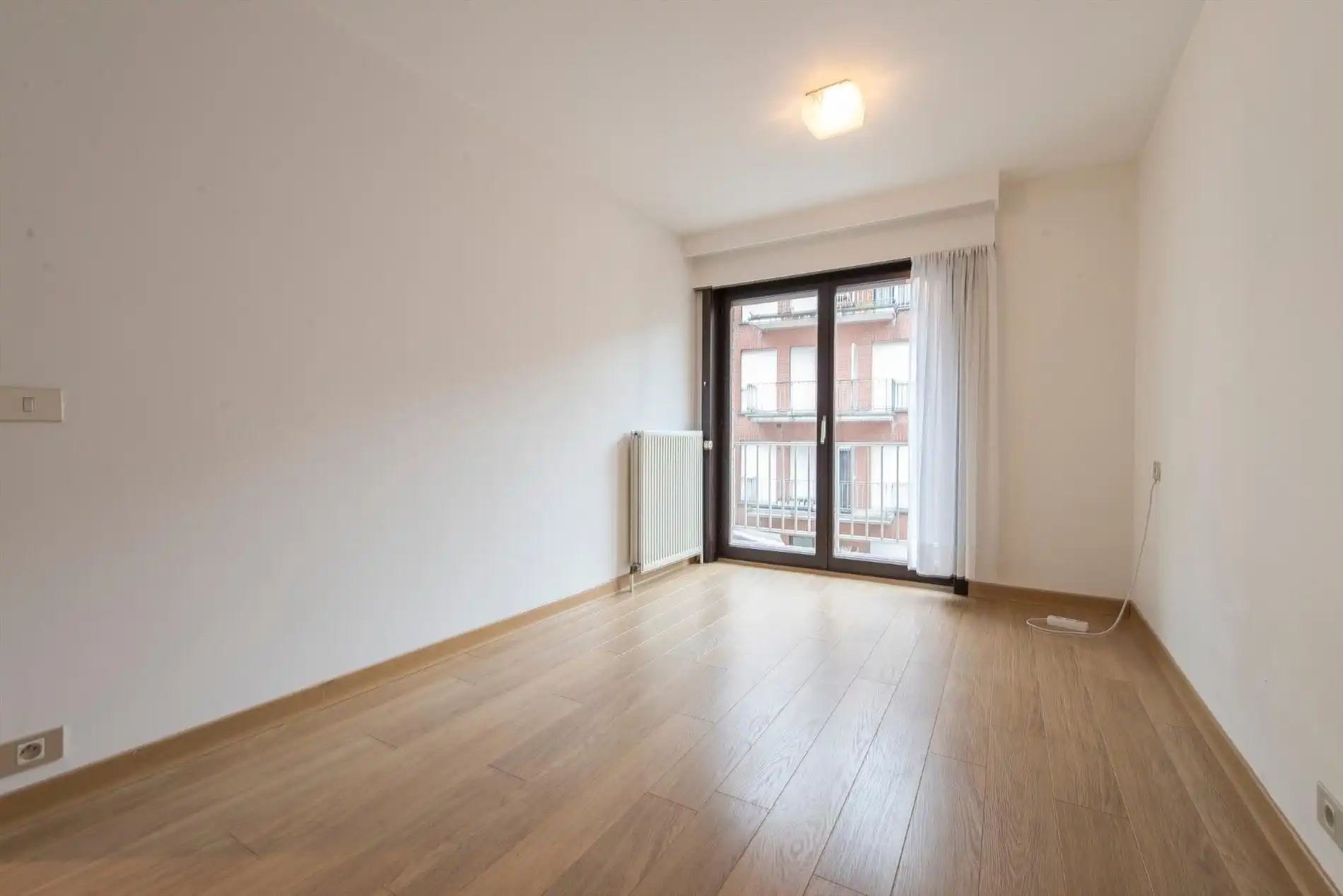 Ruim appartement  gelegen op de Kustlaan tussen het Lichttorenplein en het Driehoeksplein. foto 7